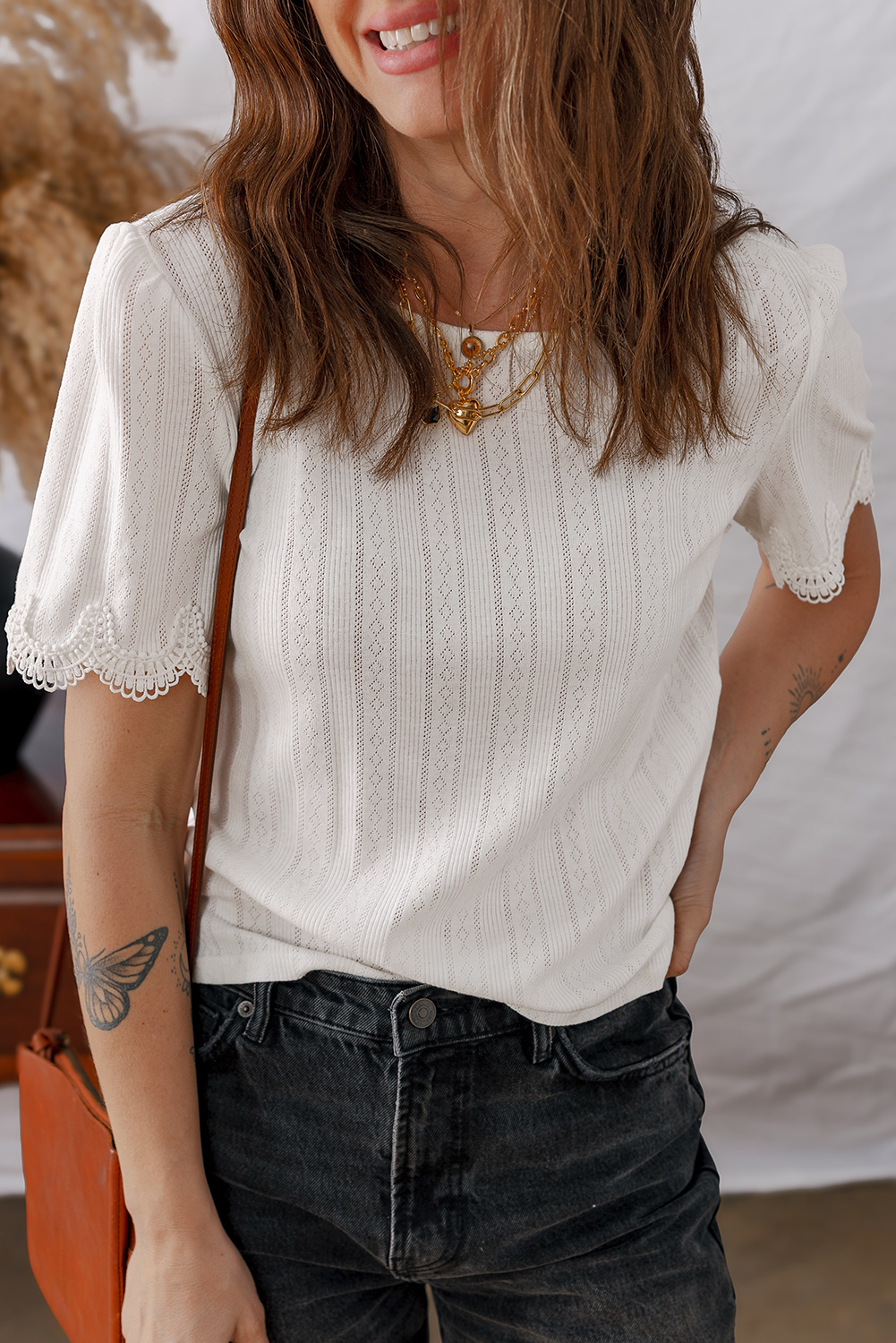 Women's Elegant White Scalloped Lace Trim Jacquard Textured T-Shirt - Detail View 5