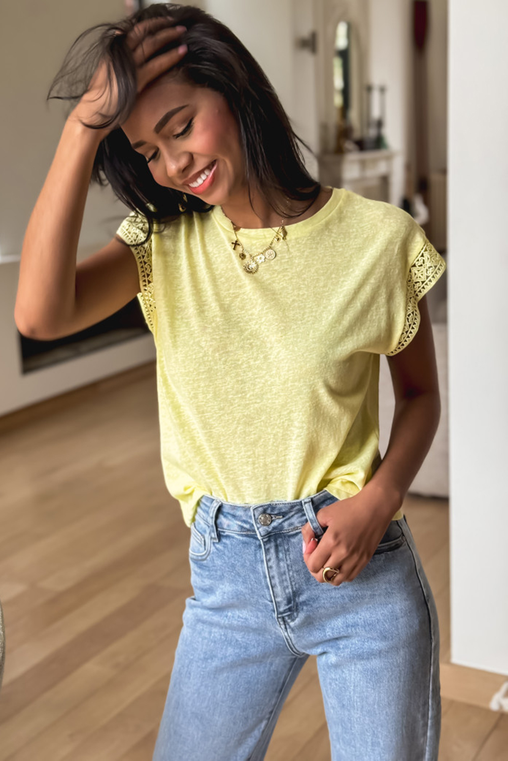 Stylish Cap Sleeve T-Shirt with Lace Patchwork - Elegant Yellow Cream Design - Detail View 2
