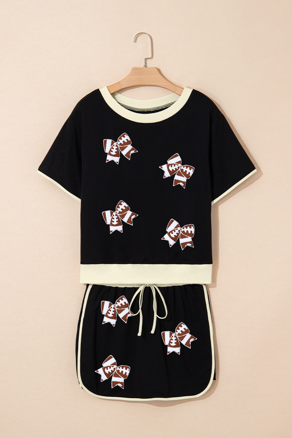 Casual Short Sleeve Graphic Set - Black Tee and High Waist Skort Combo - Detail View 7