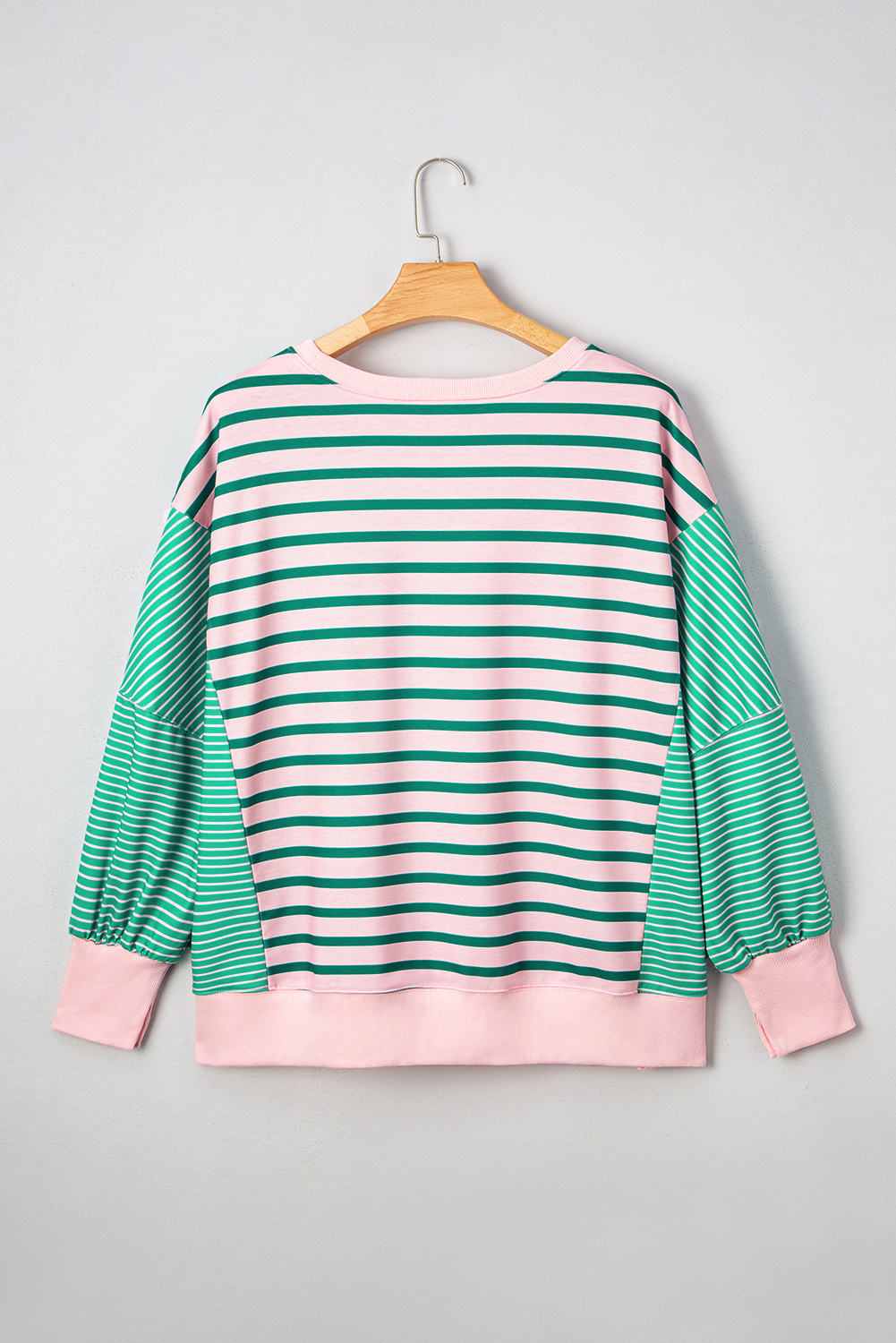 Plus Size Green Stripe Color Block Exposed Seam Sweatshirt for Women - Detail View 5