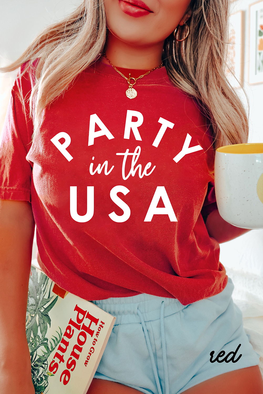 Patriotic Red Graphic Tee: PARTY in the USA Print for Fourth of July Celebrations - Detail View 6