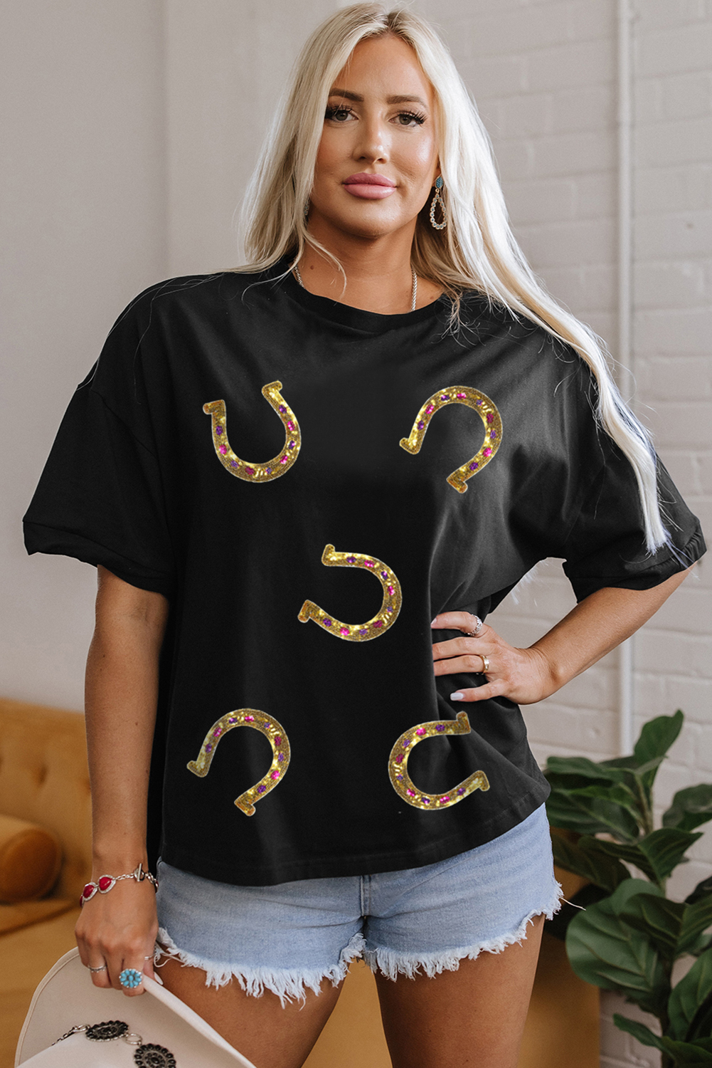 Women's T-Shirt, Black, High Low Hem, Casual Tee, Western Print, Horseshoe Design, Comfortable, Daily Wear, Summer Style, Graphic Tees, Trendy, Breathable Fabric, Soft Material, Short Sleeve, Round Neck - Detail View 8