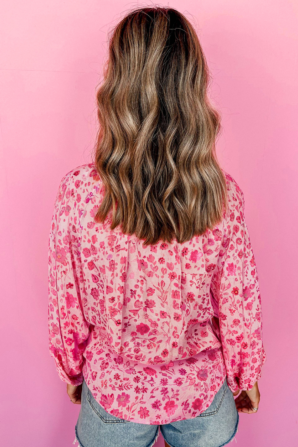 Chic and Elegant Pink Floral Blouse with Puff Sleeves - Perfect for Daily Wear - Detail View 2