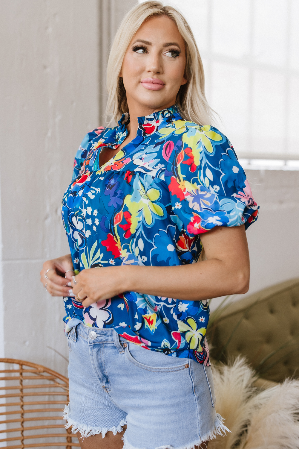 Women's Blue Floral Print V Neck Collared Puff Short Sleeve Blouse - Detail View 5