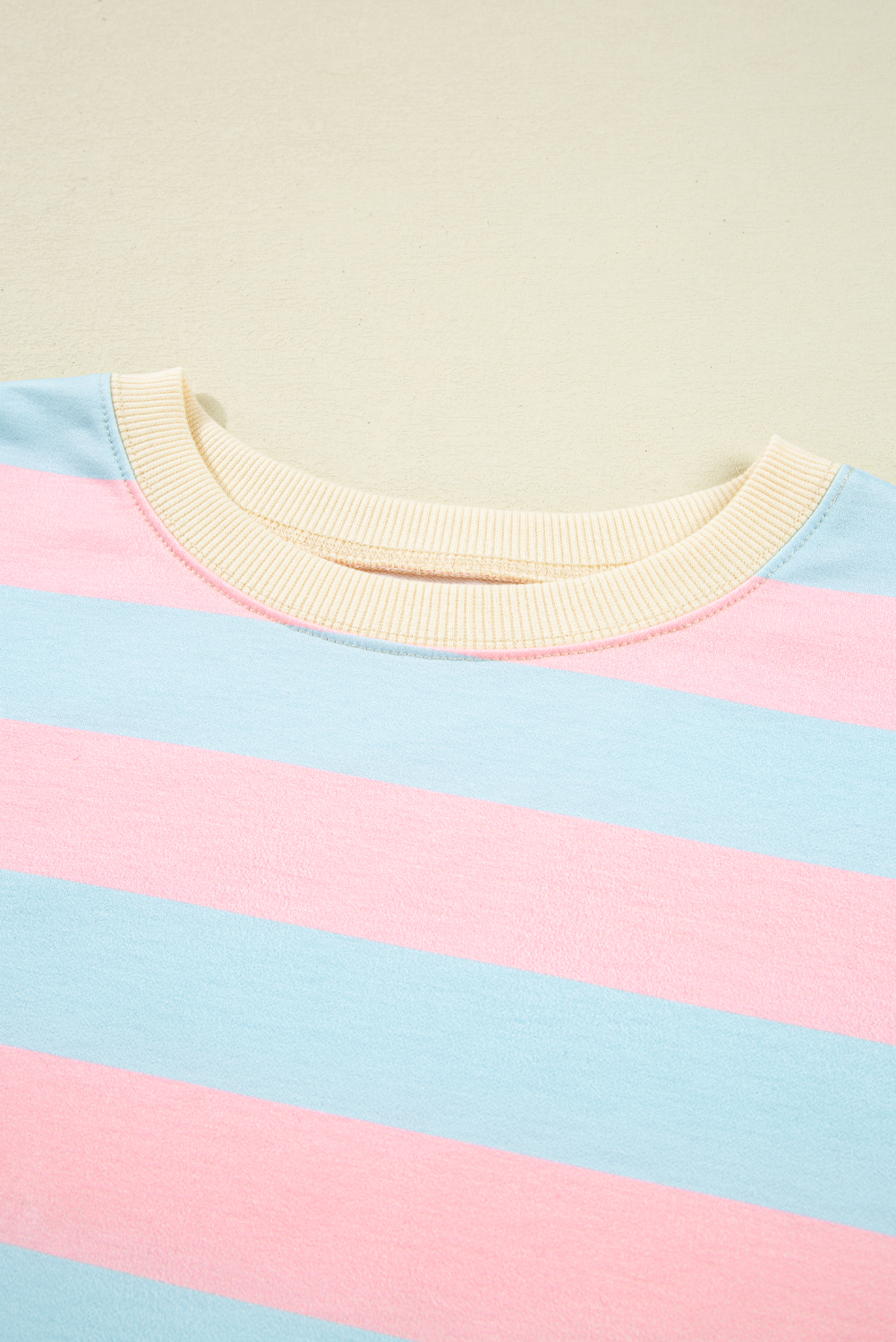 Stylish and Comfortable Sky Blue Plus Size Sweatshirt - Perfect for Fall & Autumn - Detail View 7