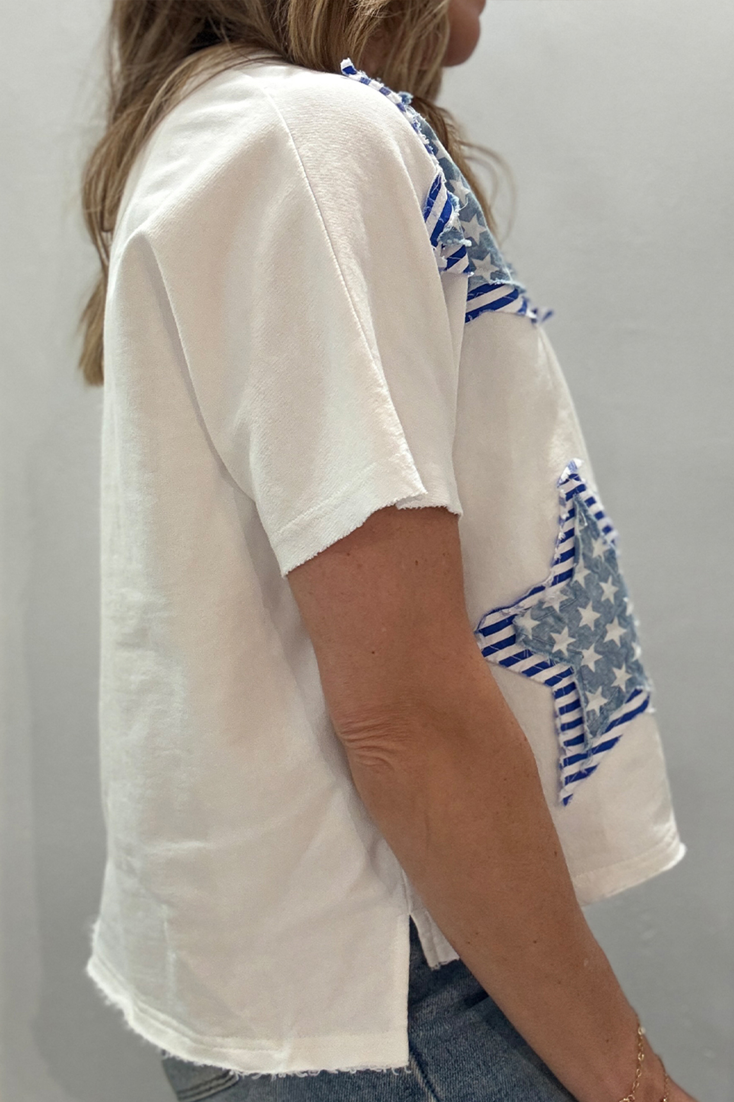Women's Casual Short Sleeve Star Patch Tee – Mineral Washed V-Neck Top for Daily Wear - Detail View 3