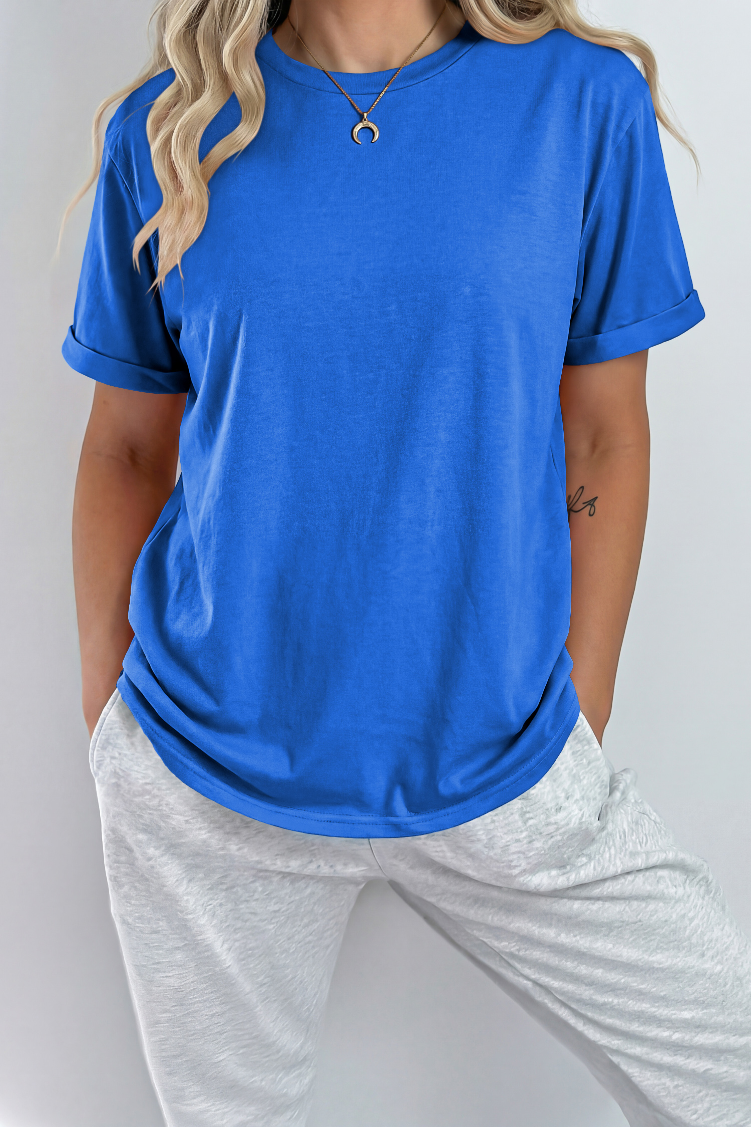 Classic Women's Dark Blue Round Neck T-Shirt – Versatile Solid Short Sleeve Tee for Daily Wear - Detail View 3