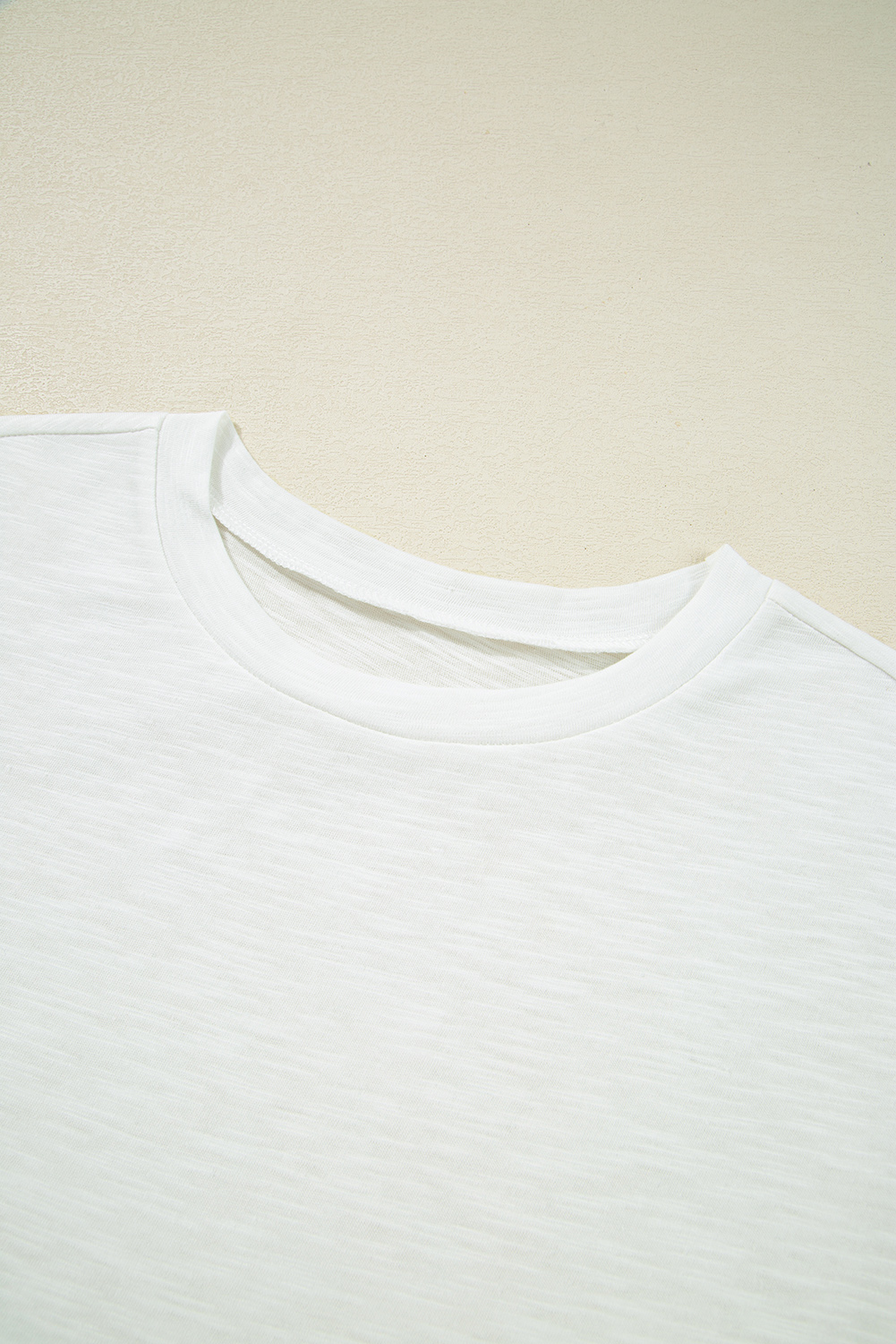 Elegant Cap Sleeve Tee with Lace Patchwork - Classic Round Neck Design - Detail View 10