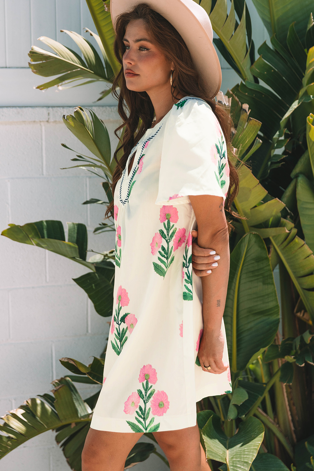 Charming Floral Print Dress - Short Wide Sleeves and Slender Fit for Summer - Detail View 6
