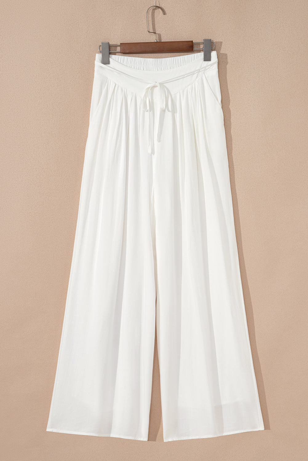 Women's White Solid Drop Waist Pleated Wide Leg Casual Pants - Detail View 5