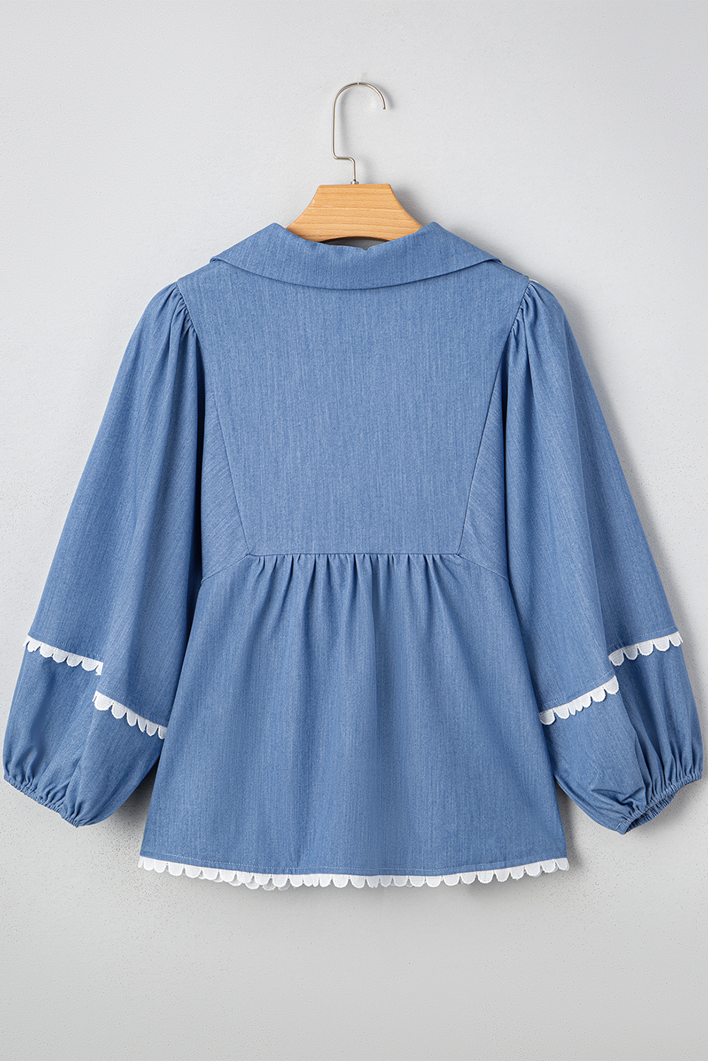 Charming Dusk Blue Blouse with Lace Details and Puff Sleeves for a Feminine Look - Detail View 10