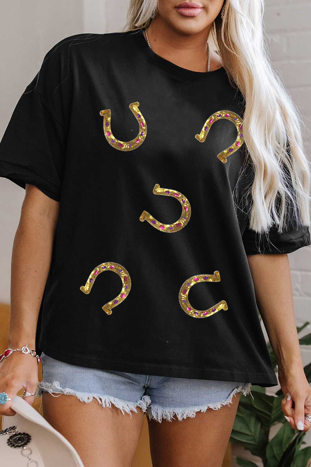 Trendy Black Graphic Tee featuring Fun Western Horseshoe Design - High Low Hem - Detail View 6