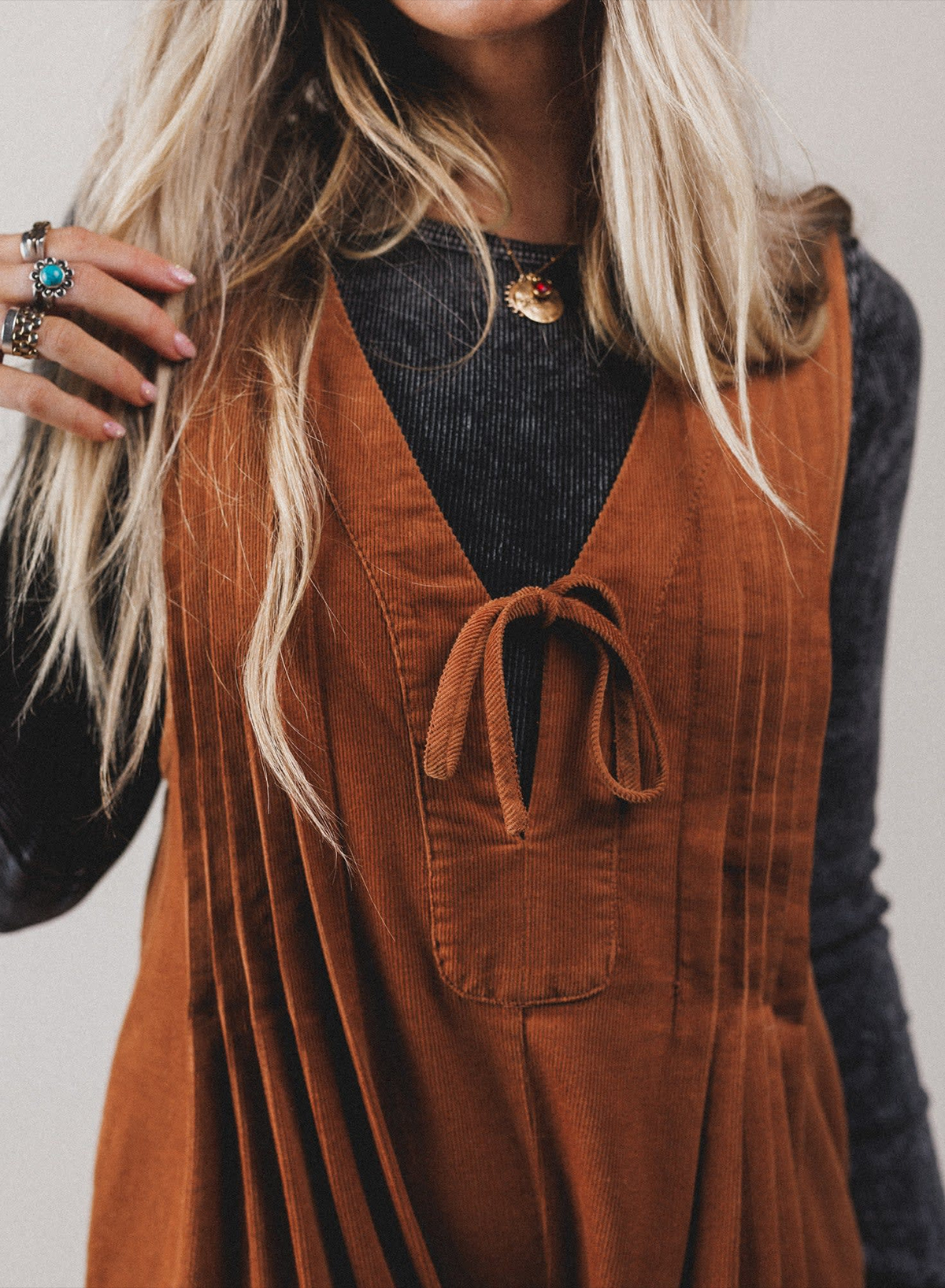 Casual Corduroy Romper for Women – Sleeveless V-Neck Jumpsuit - Detail View 11