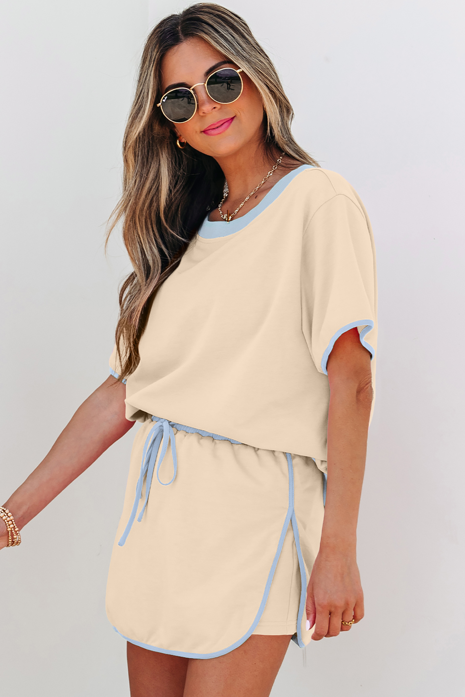 Chic Women's Apricot Two Piece Outfit – Relaxed Fit Drop Shoulder Top and Active Skort Set - Detail View 3