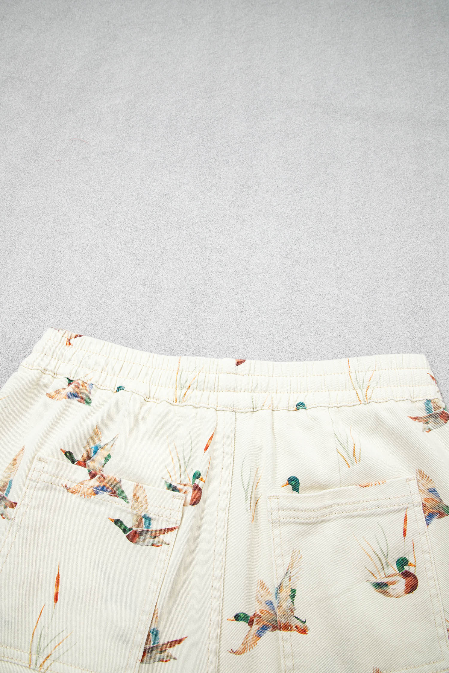 Women's Wild Duck Print Denim Shorts – Beige Mallard Patterned Drawstring Casual Shorts - Detail View 10