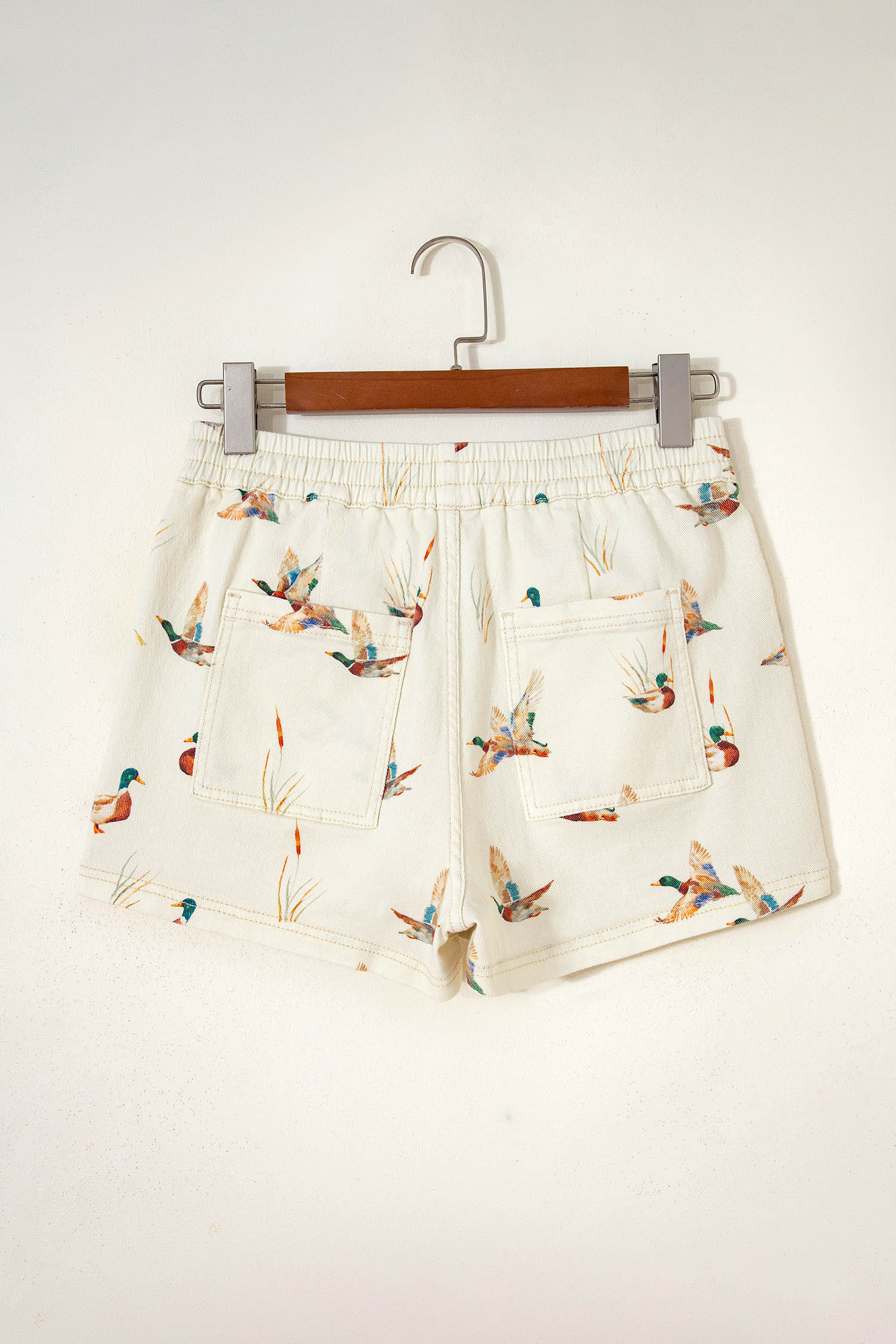 Women's Wild Duck Print Denim Shorts – Beige Mallard Patterned Drawstring Casual Shorts - Detail View 7