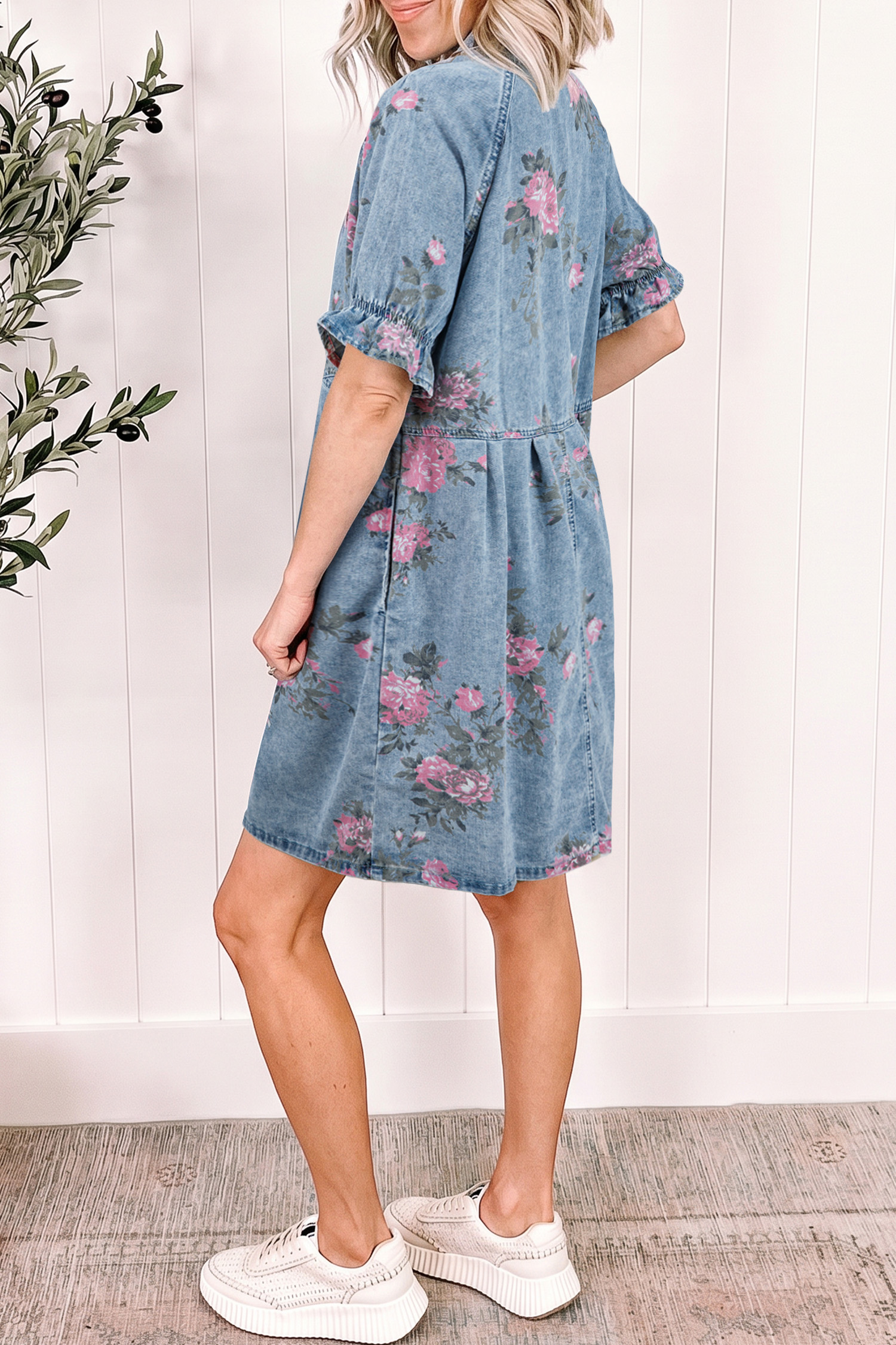 Chic Women's Floral Denim Button Down Dress – Casual Short Sleeve Summer Dress for Vacation - Detail View 3