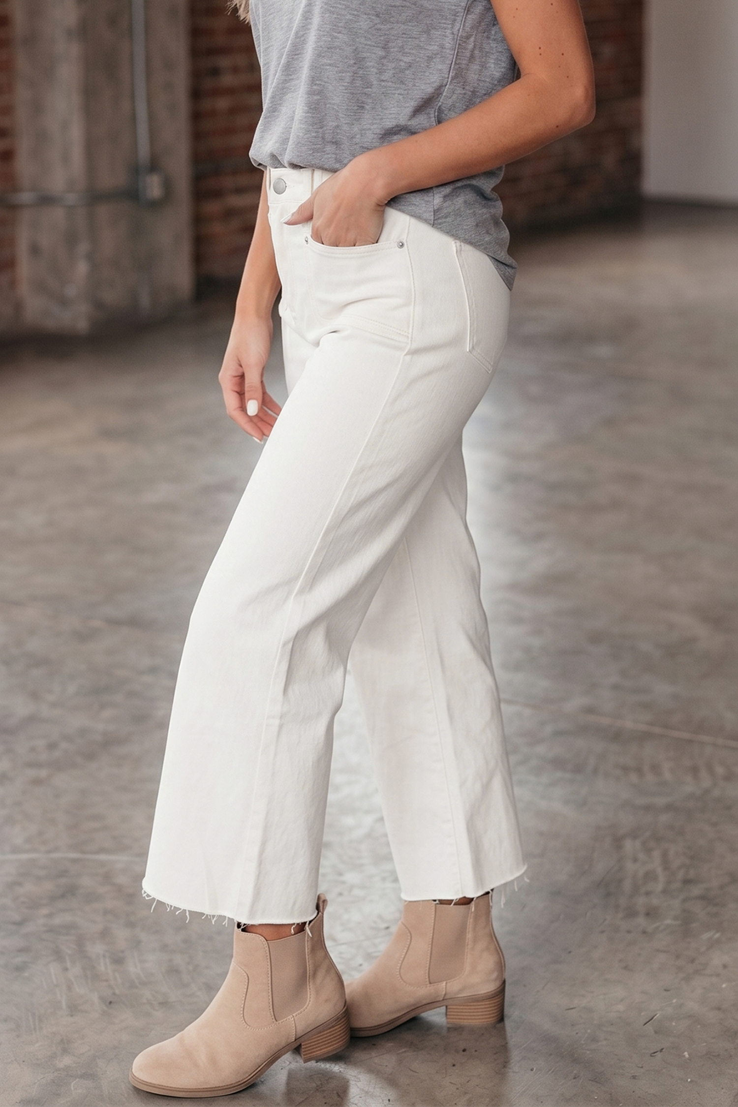 Casual White Ankle Jeans, High Rise Raw Edge Denim Pants - Detail View 2