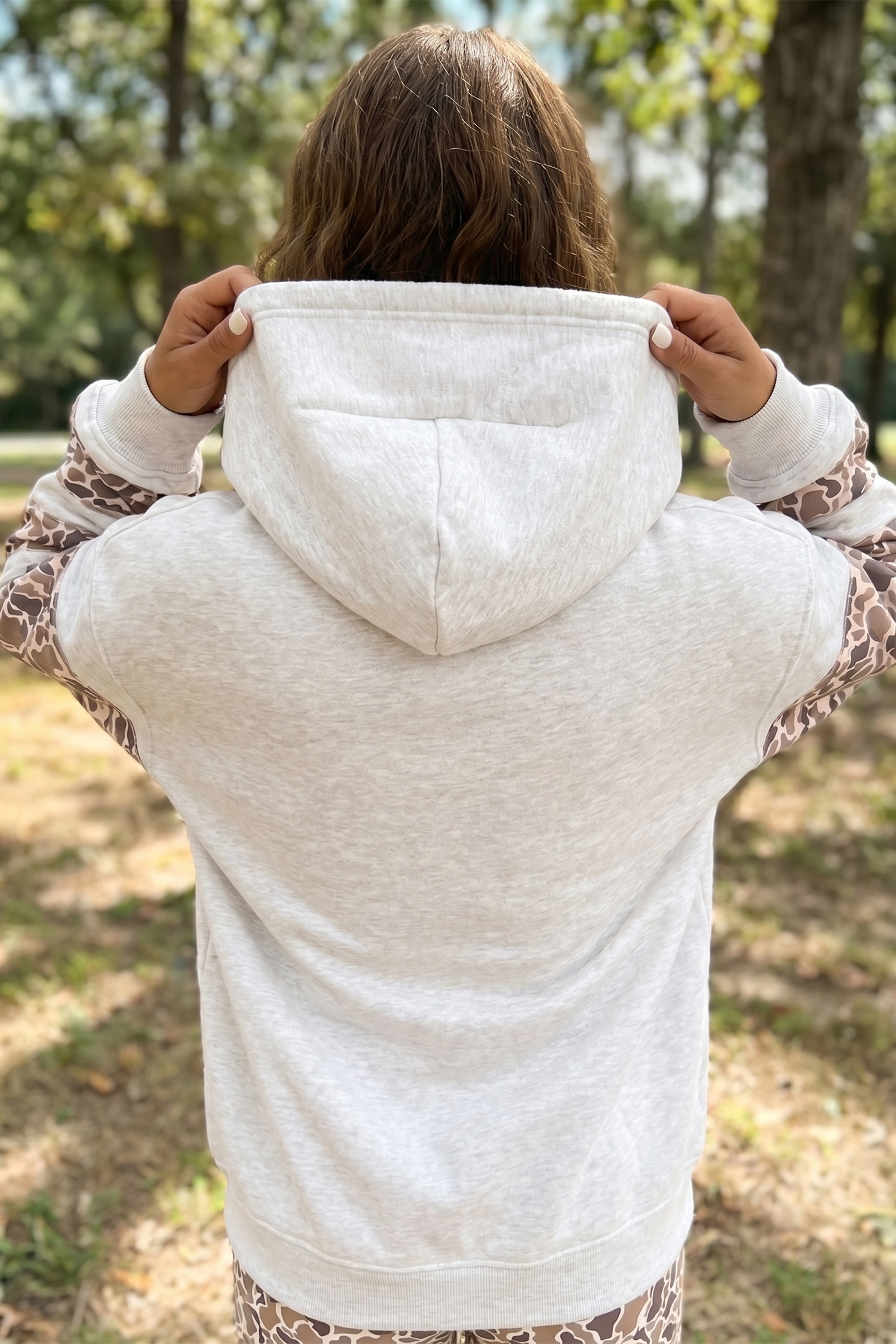 Colorblock Camouflage Pocket Hoodie, Cozy Women Pullover - Detail View 2