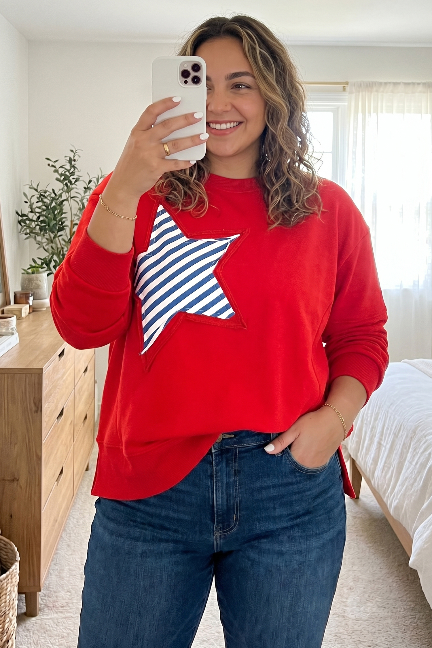 Women's Red Star Sweatshirt, Casual Crewneck Pullover - Detail View 10