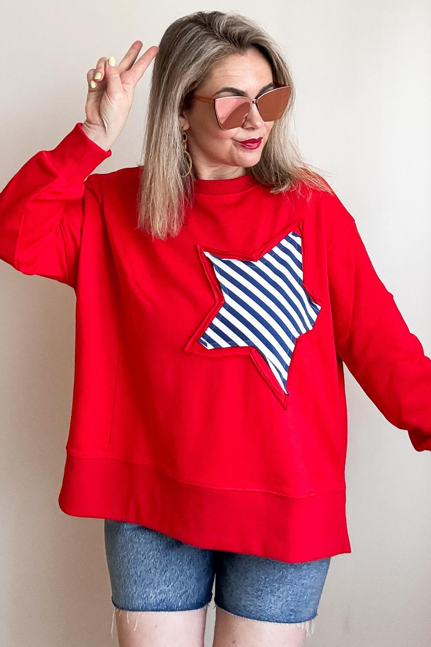 Women's Cozy Red Star Pullover, Relaxed Fit Sweatshirt - Detail View 6