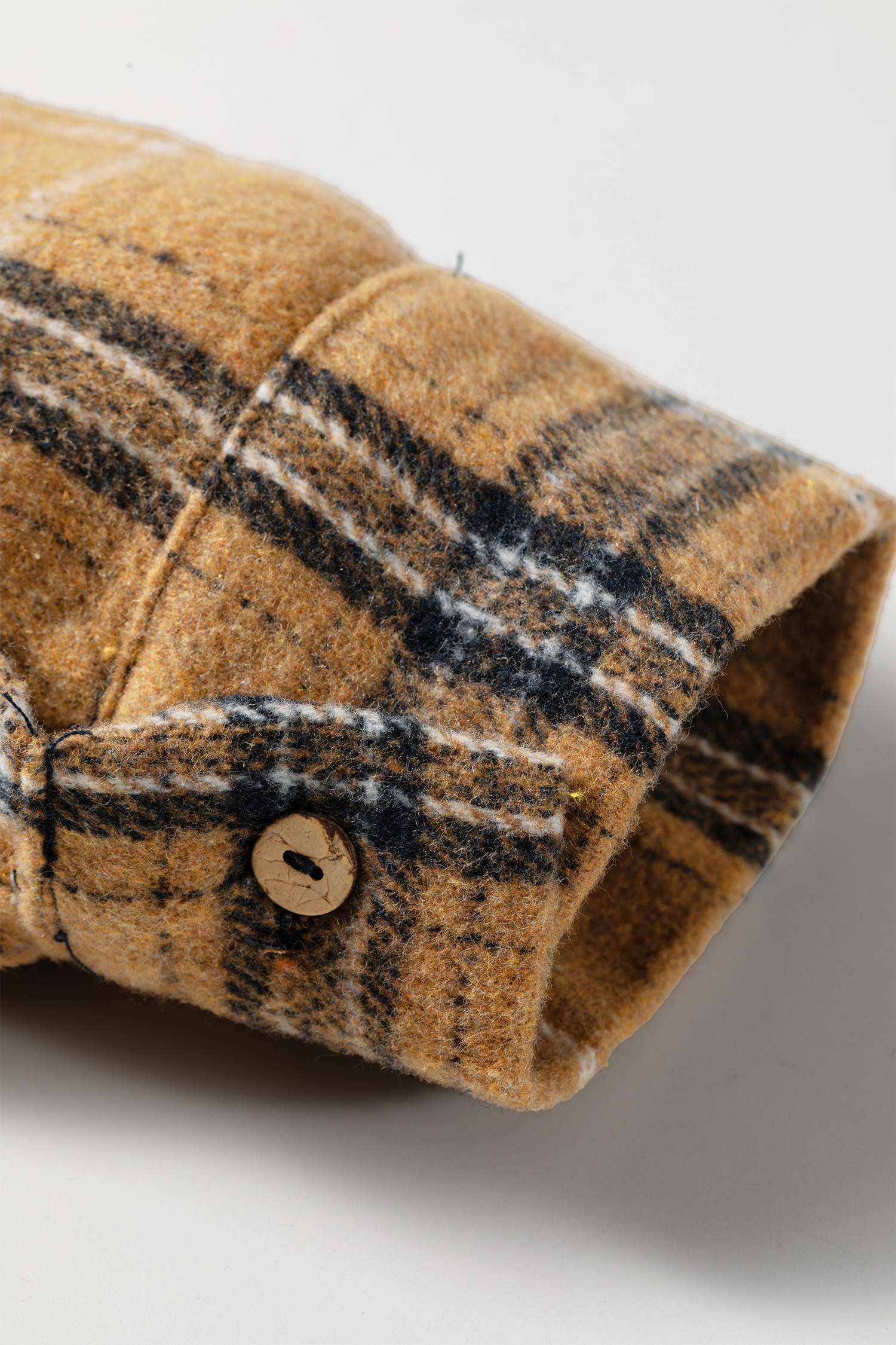 Women's Plaid Button Up Shacket, Casual Long Sleeve Top - Detail View 10