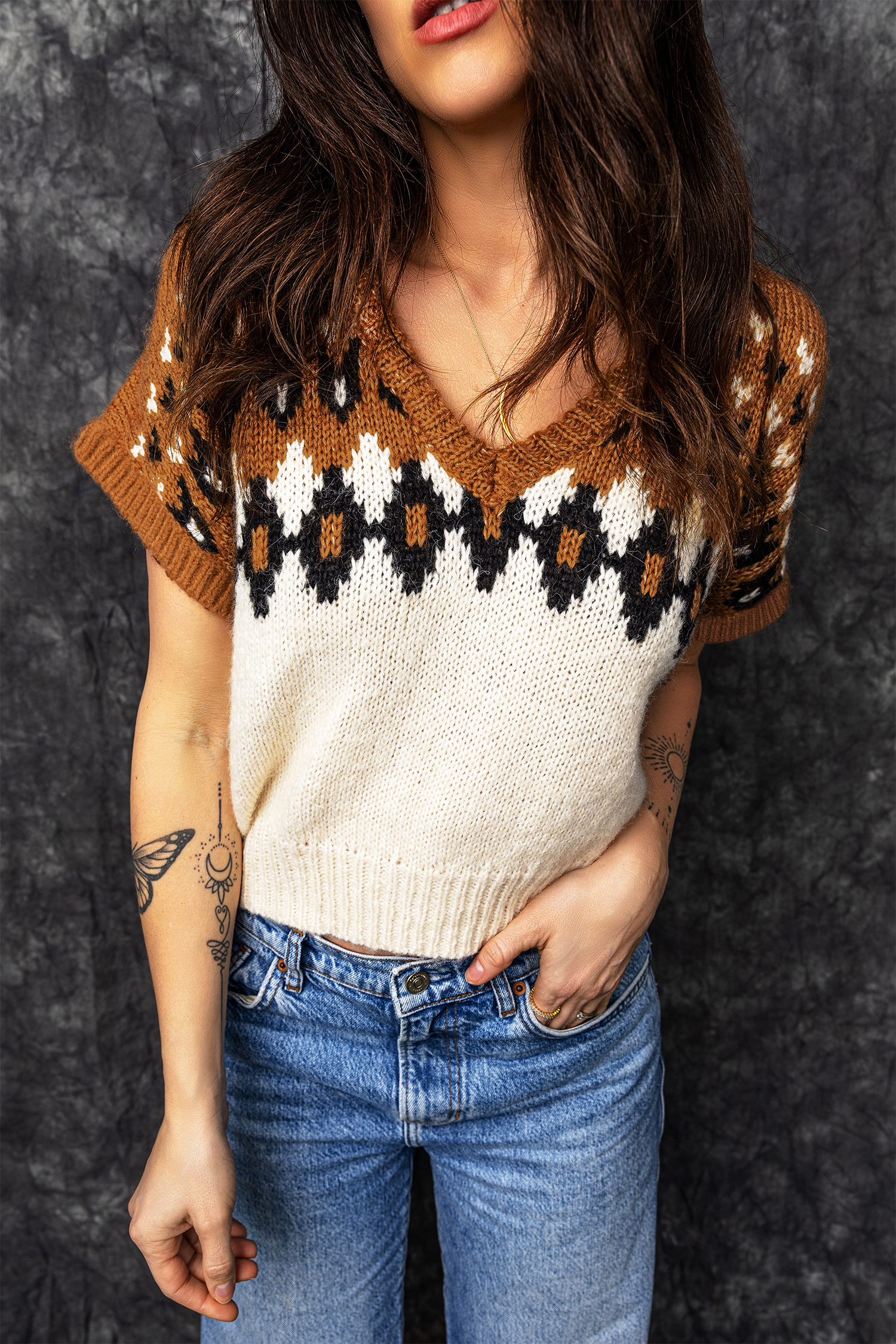 Women's Soft Autumn Knit Sweater, Short Sleeve V Neck - Detail View 3