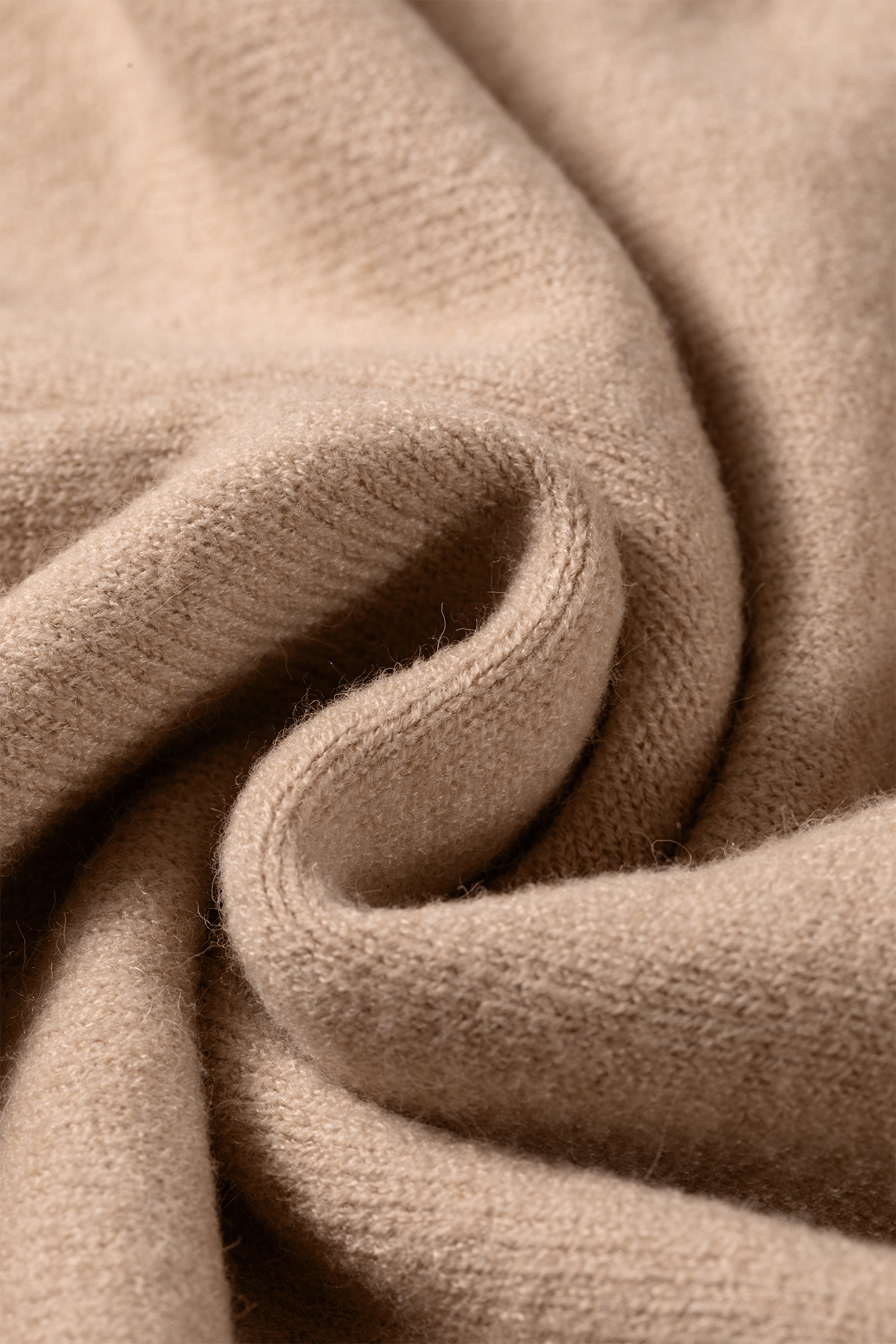 Women's Mock Neck Short Sleeve Sweater – Casual Beige Knit - Detail View 10