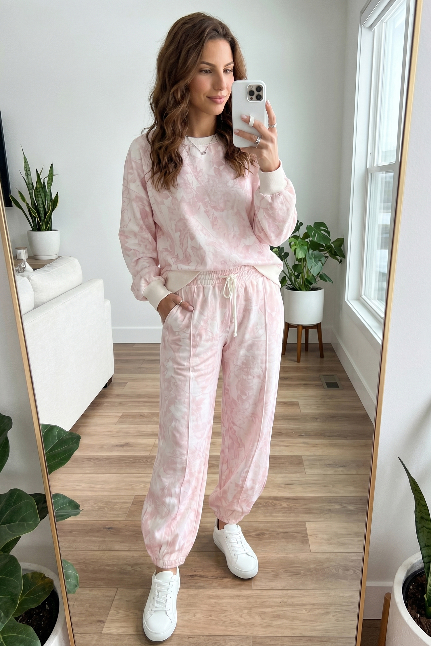 Pink Abstract Print Matching Set, Comfortable Active Jogger Suit - Detail View 2