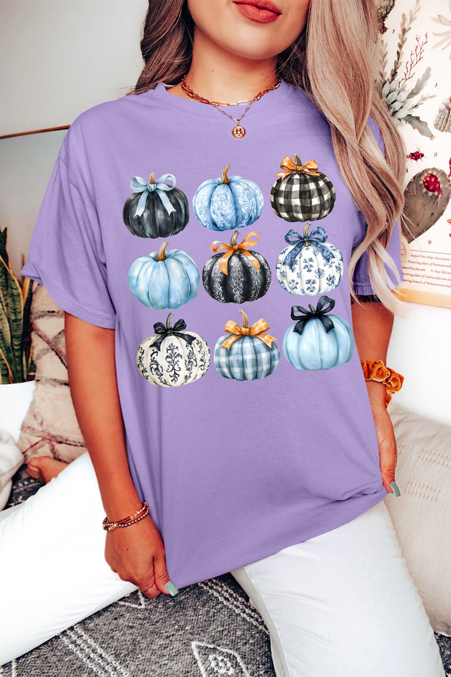 Relaxed Fit Pumpkin Shirt, Chic Women's Round Neck Tee - Detail View 2