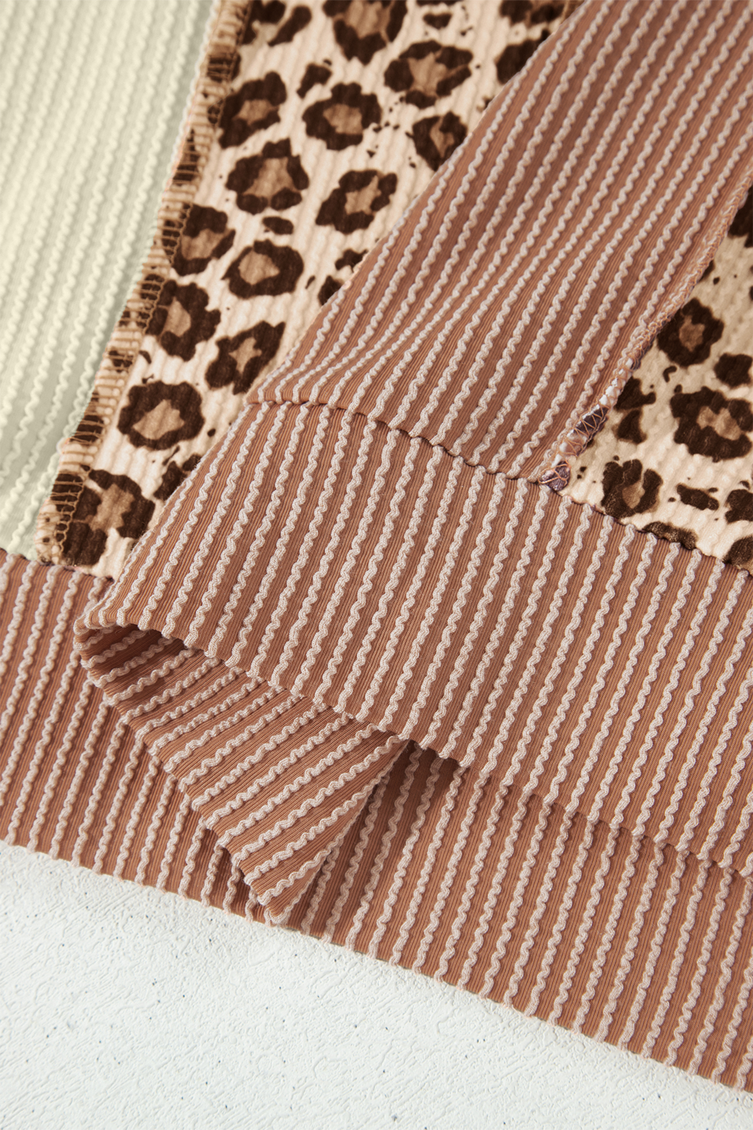 Women's Leopard Colorblock Top, Casual Ribbed Knit Long Sleeve - Detail View 10