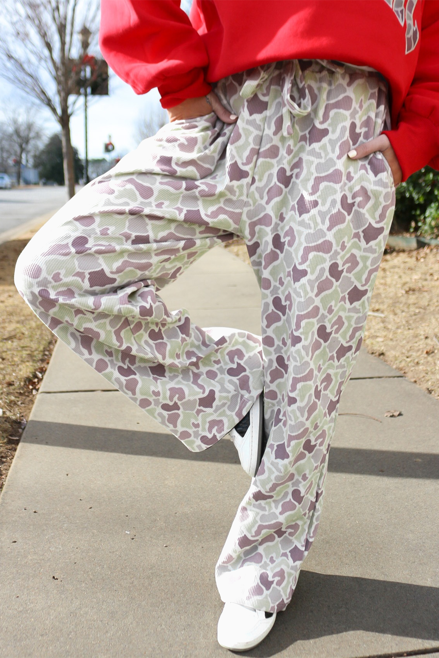 Casual Green Camo Lounge Pants, Comfortable Wide Leg Daily Wear - Detail View 3