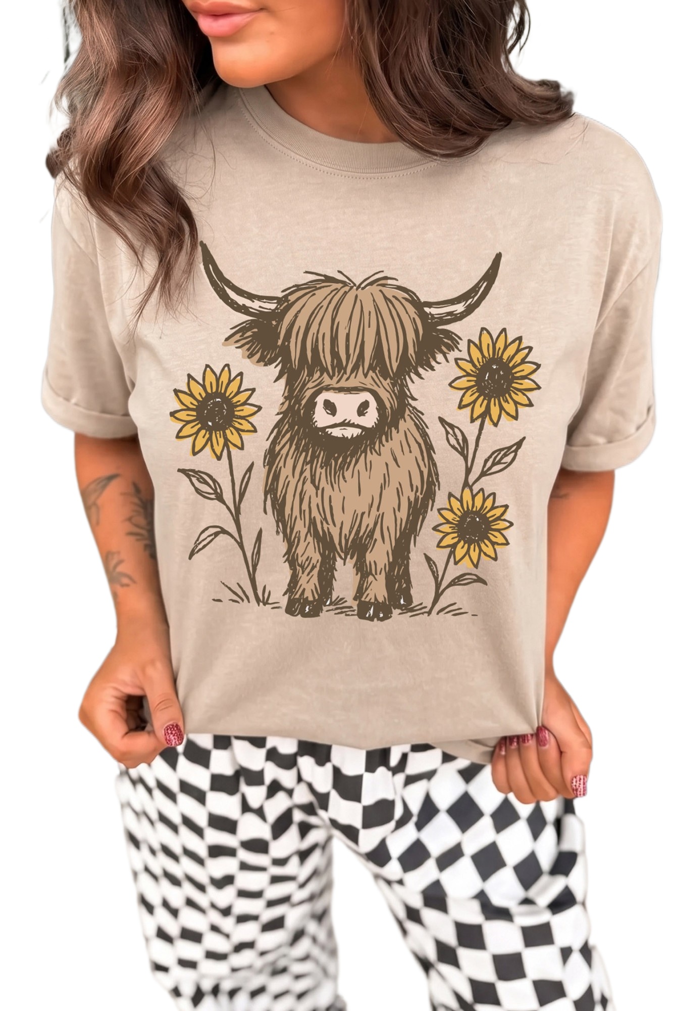 Khaki Highland Cow Graphic Tee, Casual Women's Short Sleeve - Main View