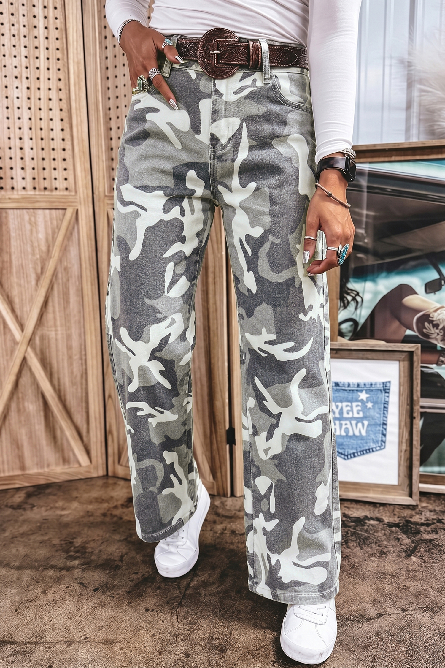 Green Camo Pattern Jeans, Western Style Relaxed Fit Denim - Detail View 3