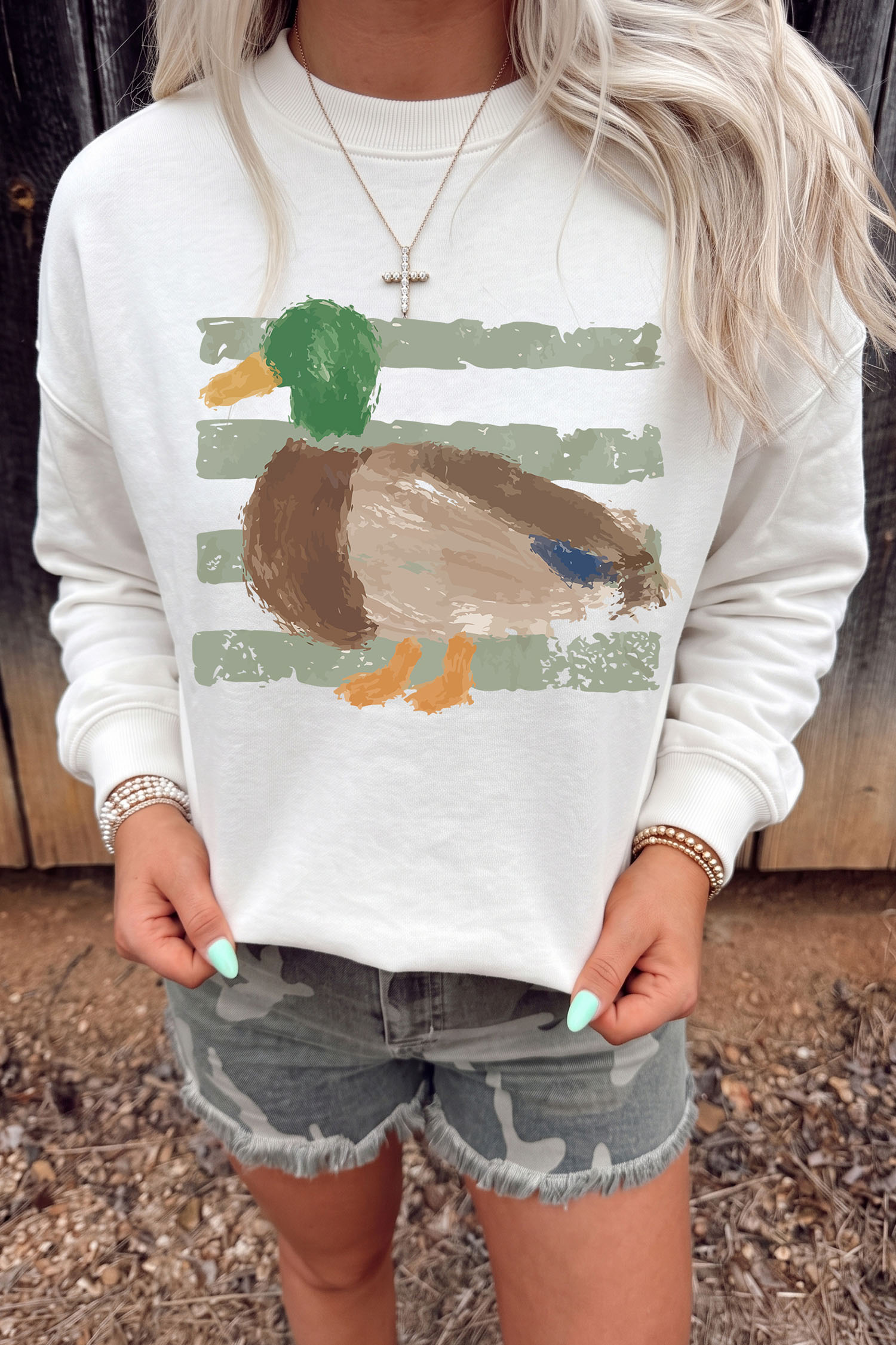Graphic Duck Crewneck Sweatshirt, White Western Style Top - Detail View 6