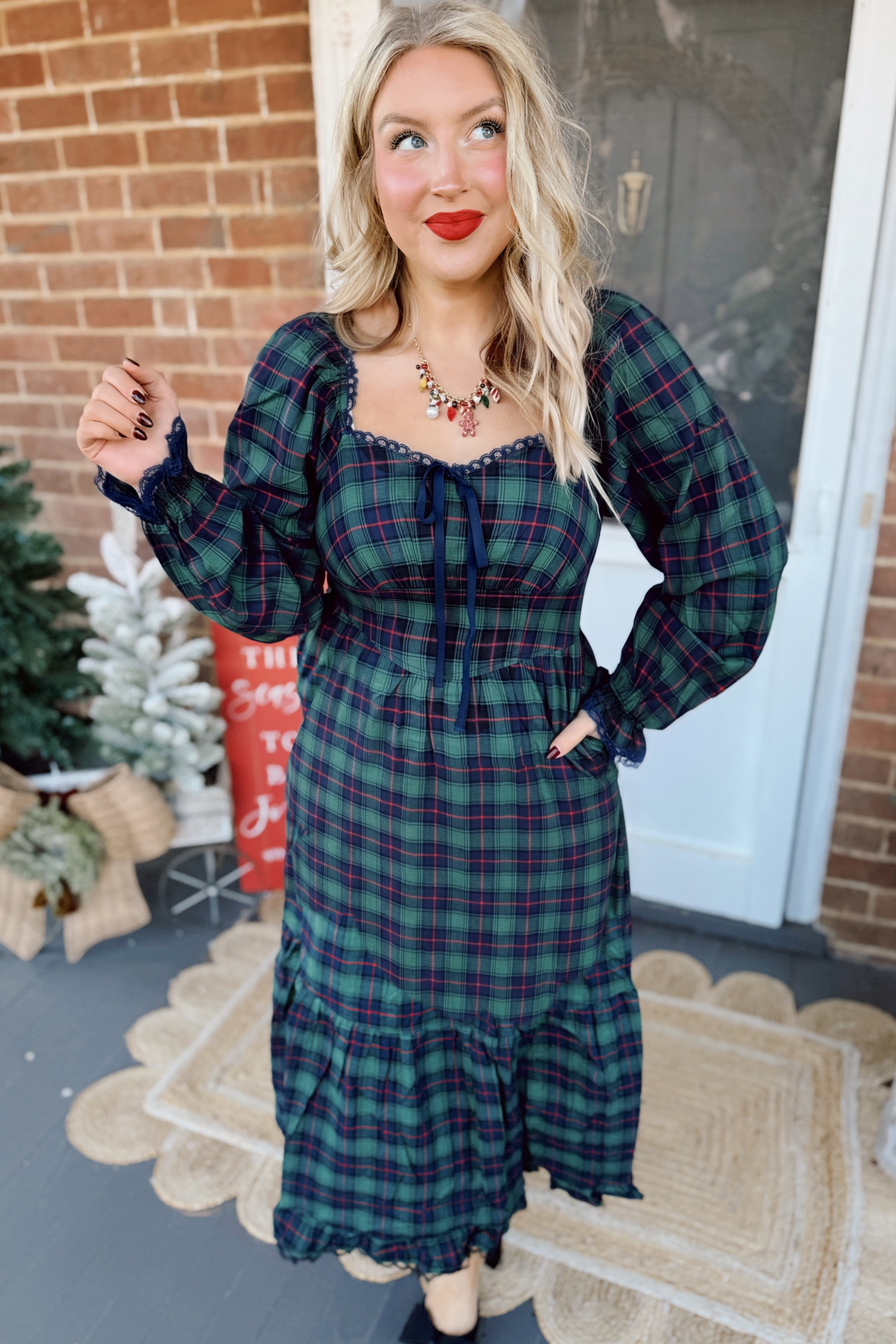 Green Vintage Plaid Dress, Lace Trim Square Neck Maxi Fit - Detail View 6