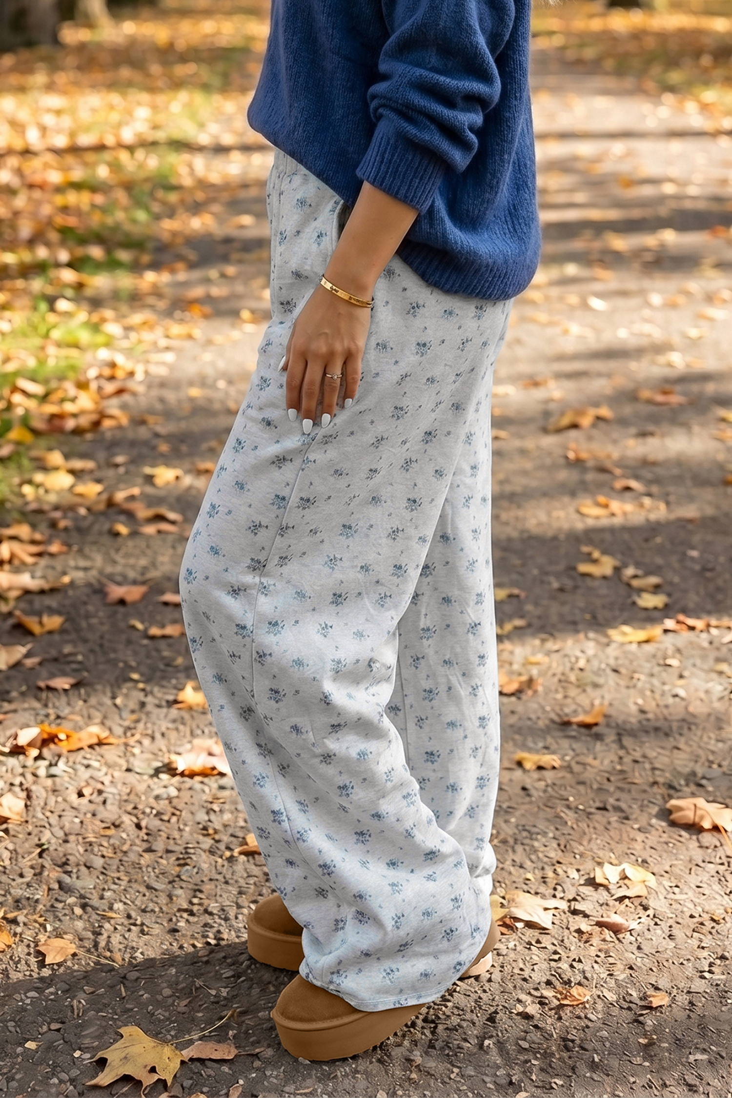 Gray Floral Print Lounge Pants, Comfortable Elastic Waist Fit - Detail View 2