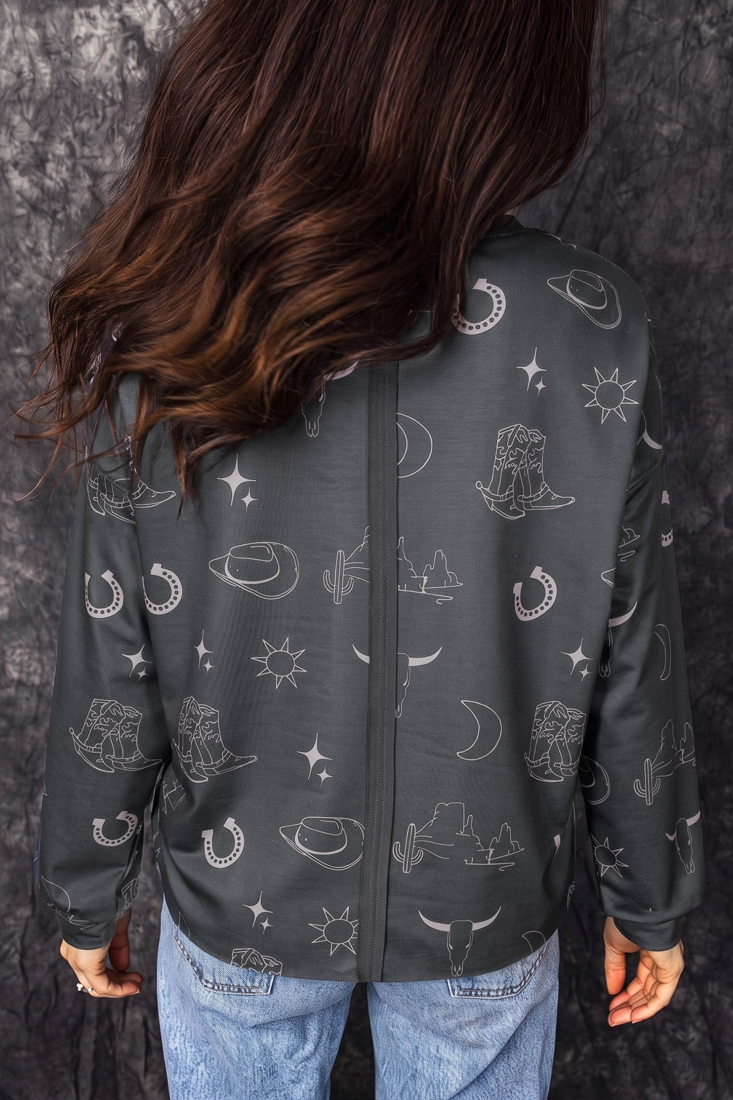 Gray Western Graphic Sweatshirt, Casual Long Sleeve Pullover - Detail View 2