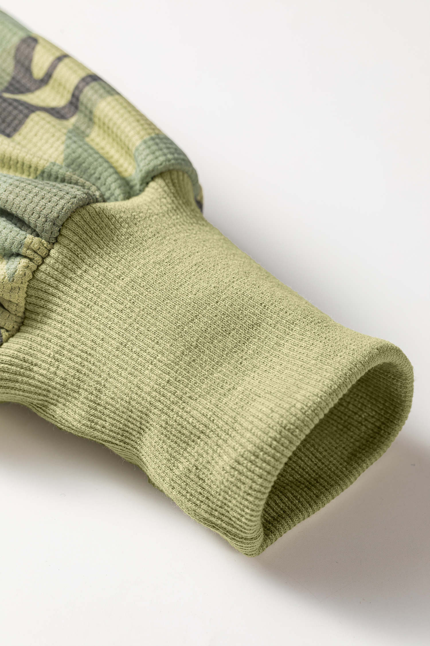 Women's Camo Waffle Knit Top, Casual Long Sleeve Oversized - Detail View 13