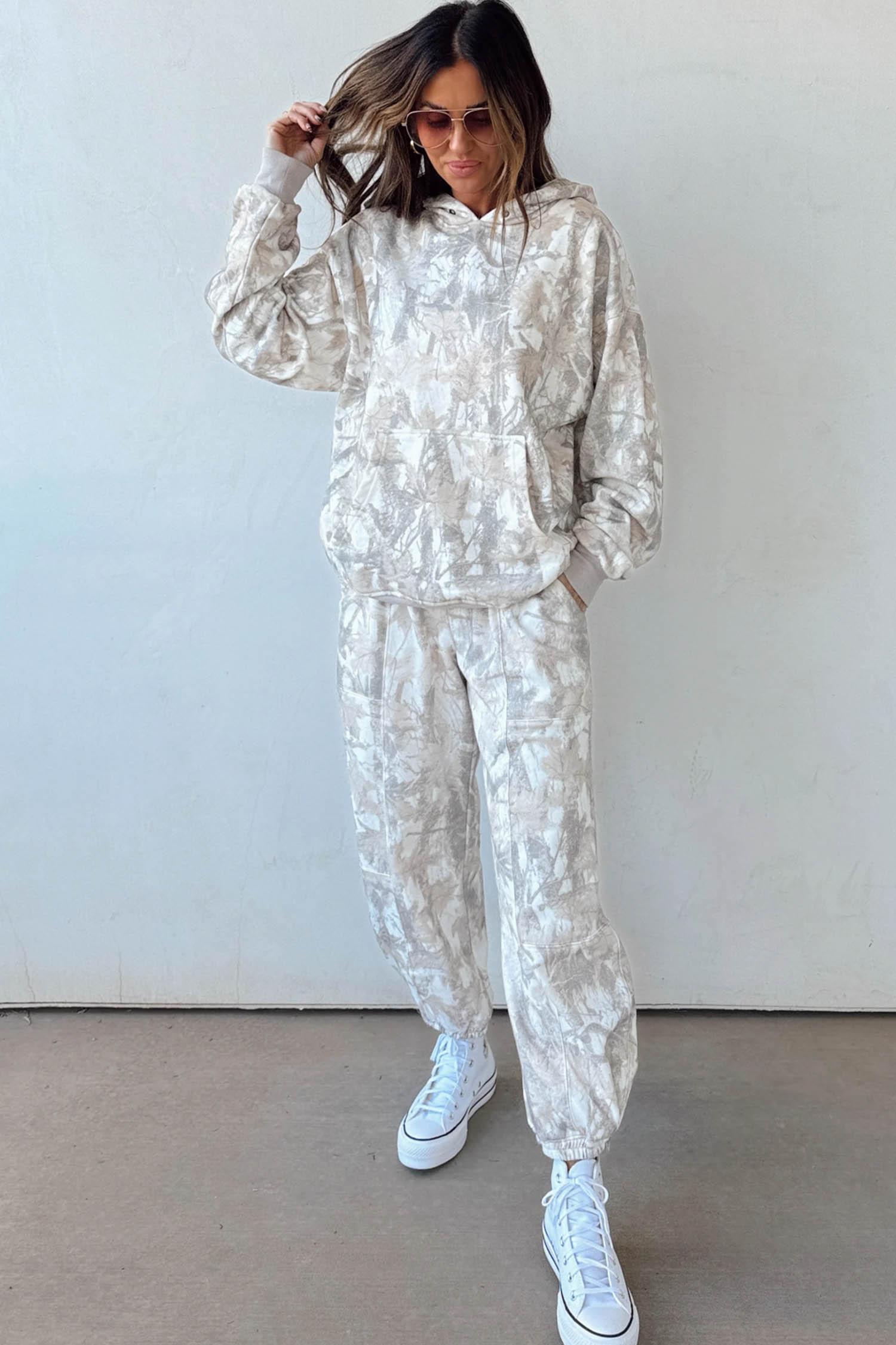 Women's Hooded Jogger Set, Trendy Abstract Pattern Loungewear - Detail View 5