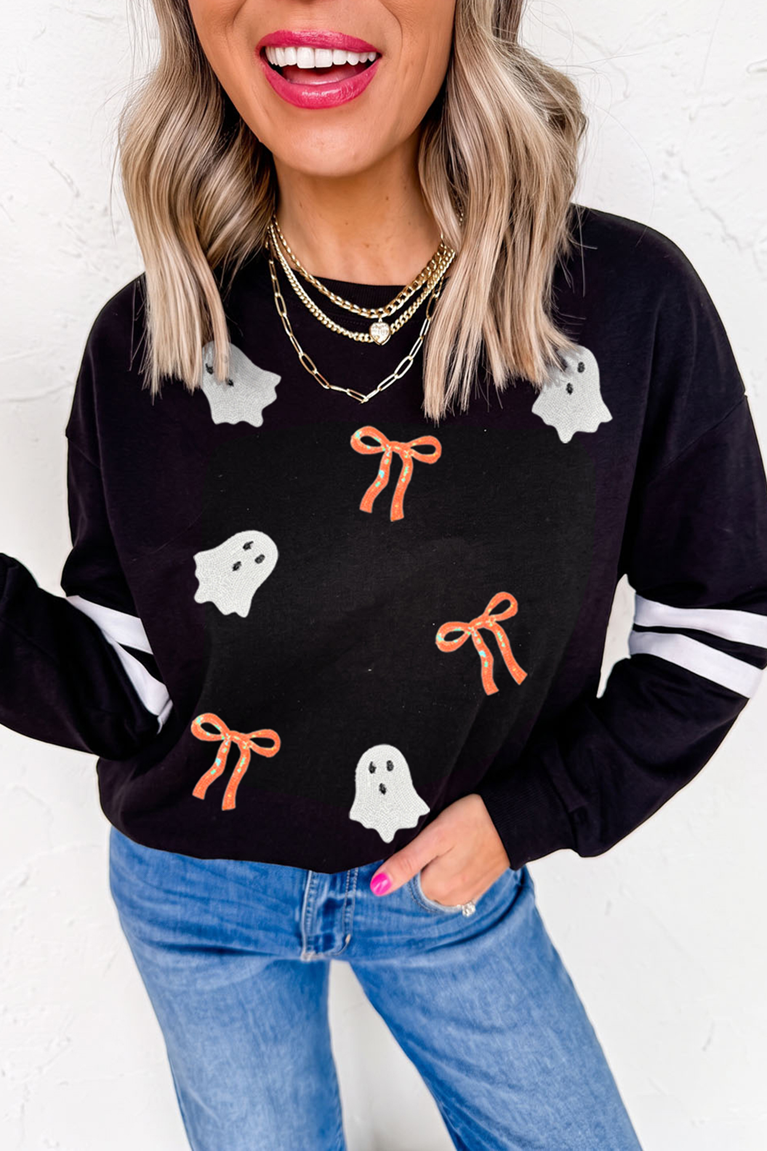 Casual Women's Halloween Sweatshirt, Cute Ghost Bows Pullover - Main View