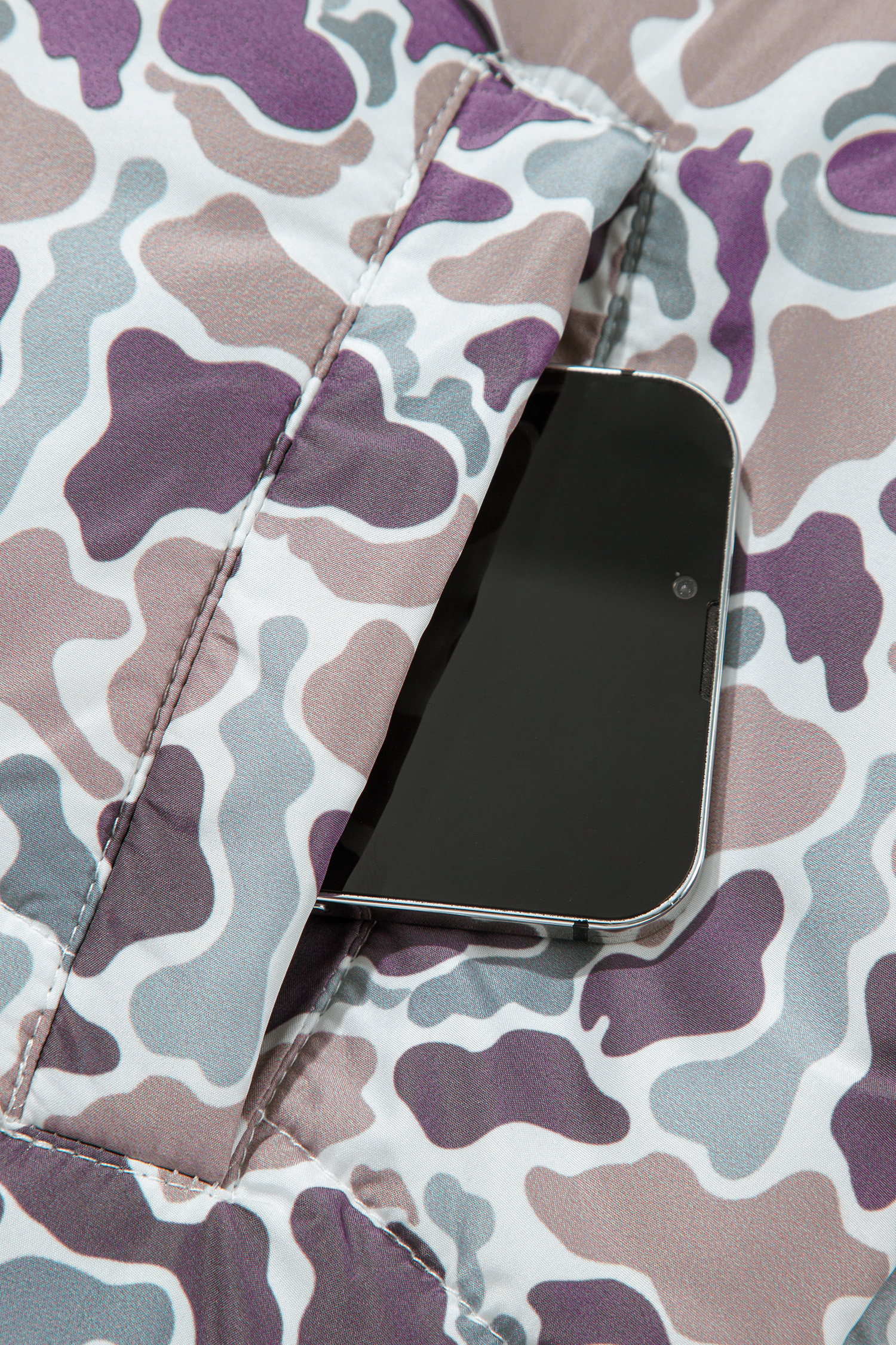 Women's Camouflage Vest, Printed Sleeveless Puffer - Detail View 11