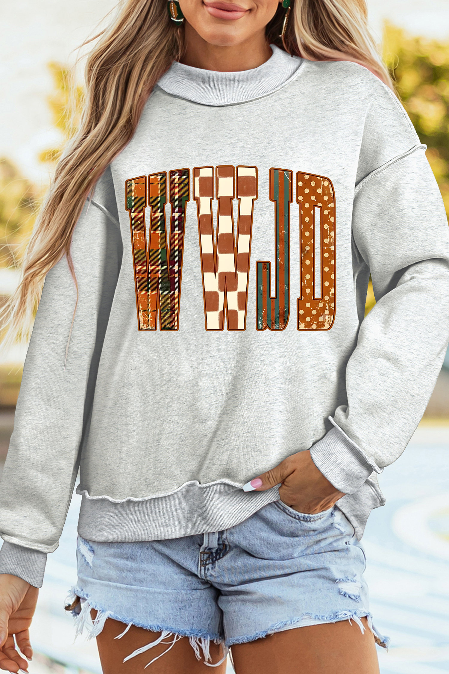Women's WWJD Graphic Sweatshirt, Faith Print Autumn Top - Detail View 8
