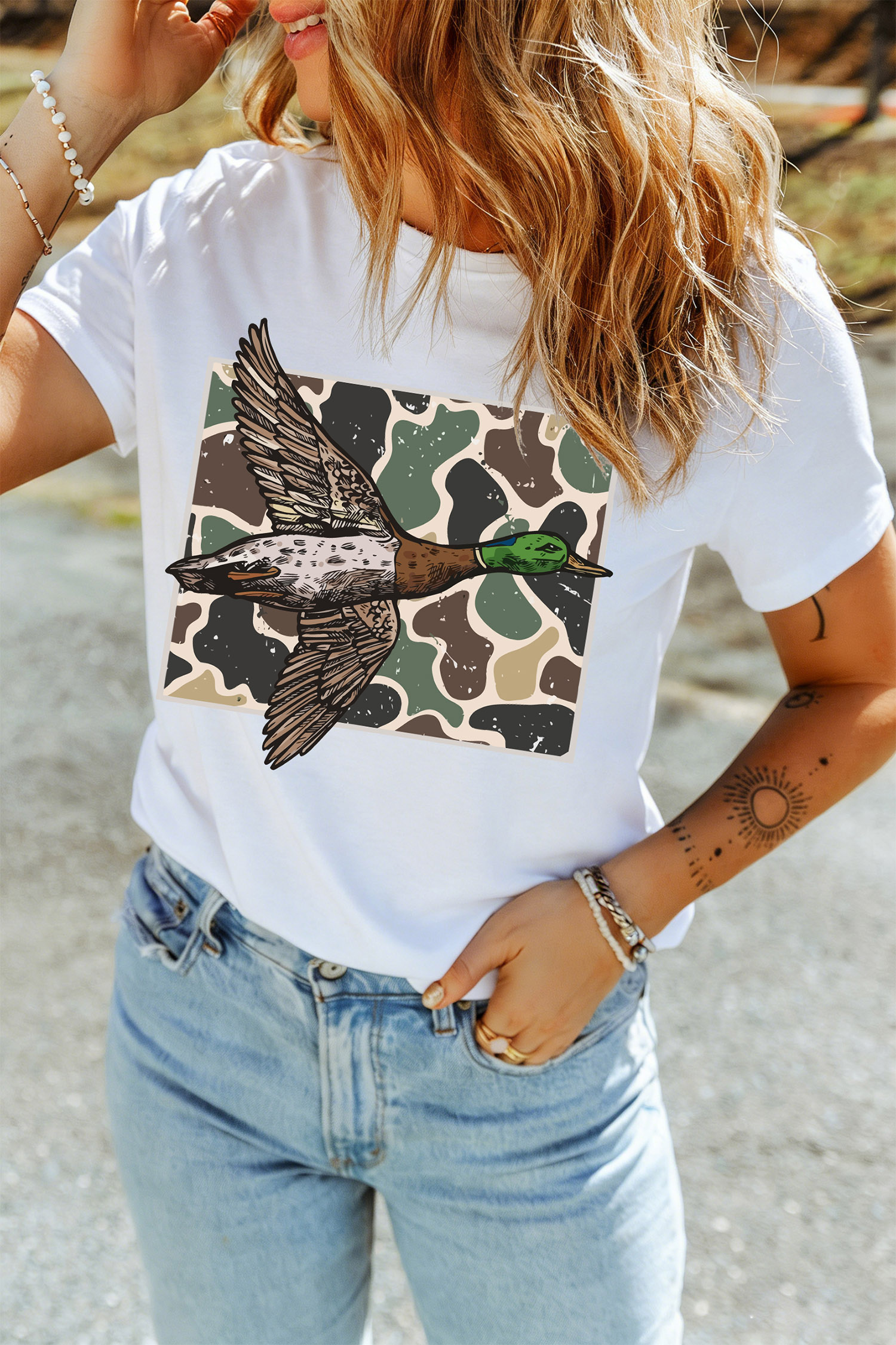 Women's Duck Graphic Tee, Casual Western Short Sleeve - Detail View 7