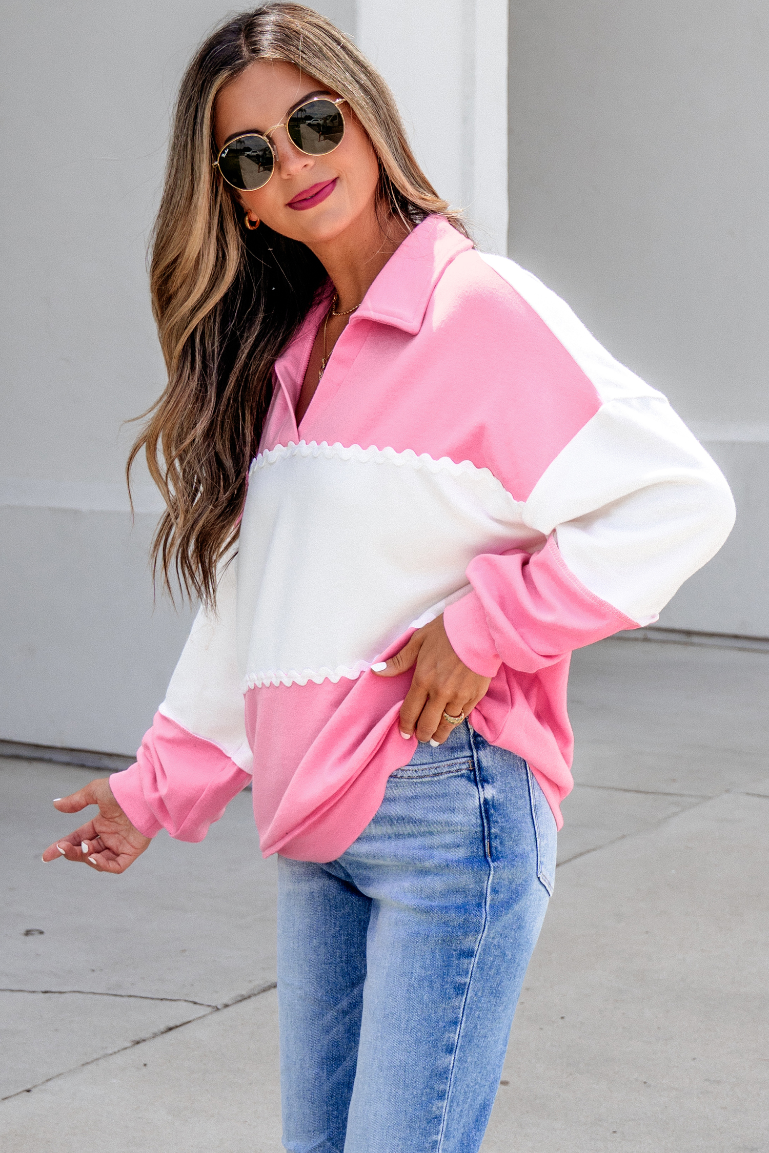 Women's Casual V Neck Top, Rose Red Colorblock Pullover - Detail View 3