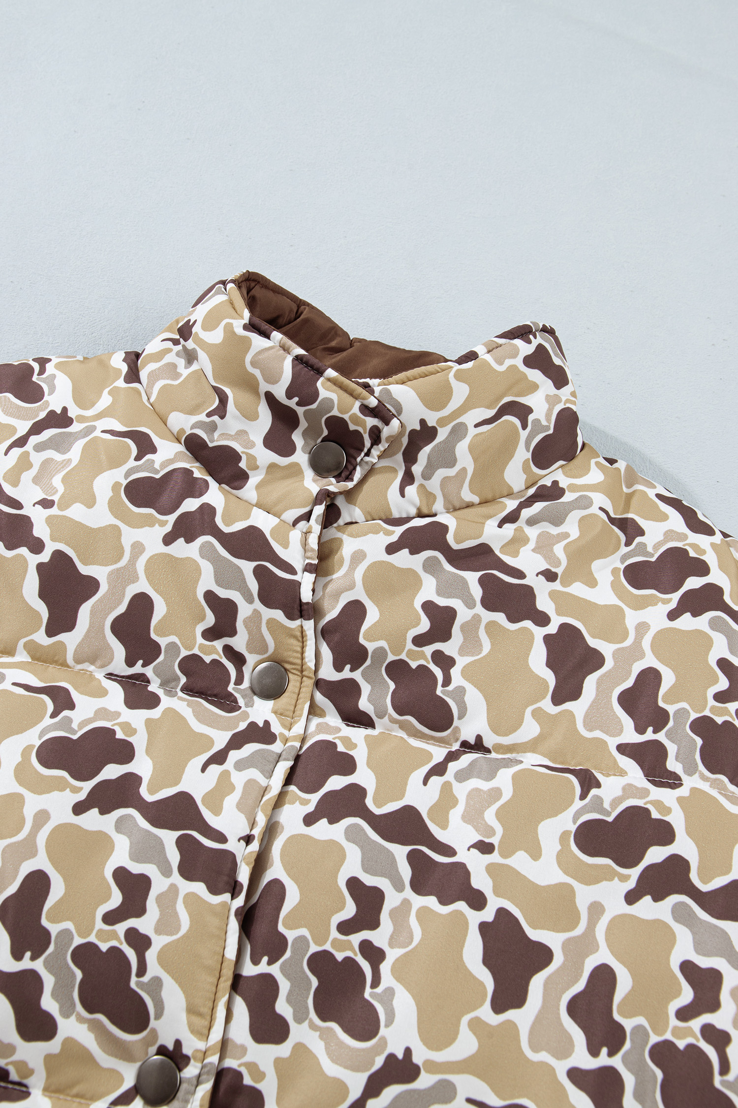 Women's Camo Puffer Coat, Casual Daily Winter Jacket - Detail View 10