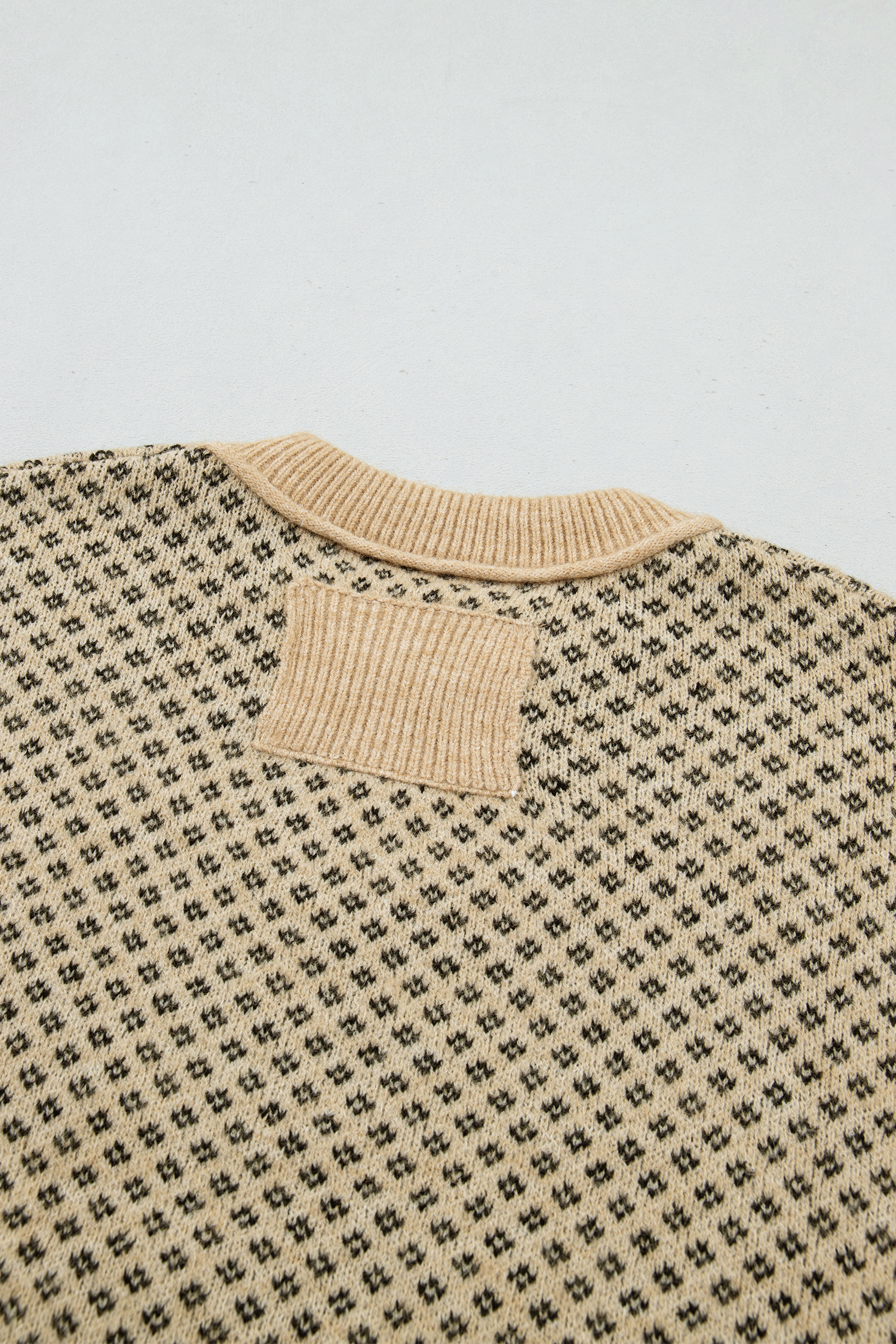 Womens Khaki Geometric Knit Sweater, Casual Daily Top - Detail View 10