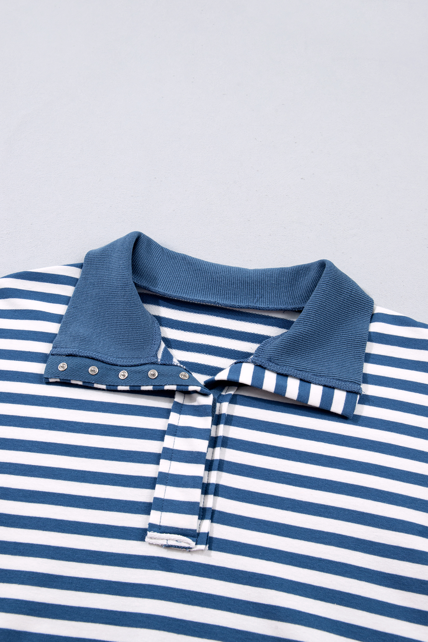 Blue Stripe Loose Pullover, Trendy Women's Sweatshirt - Detail View 14