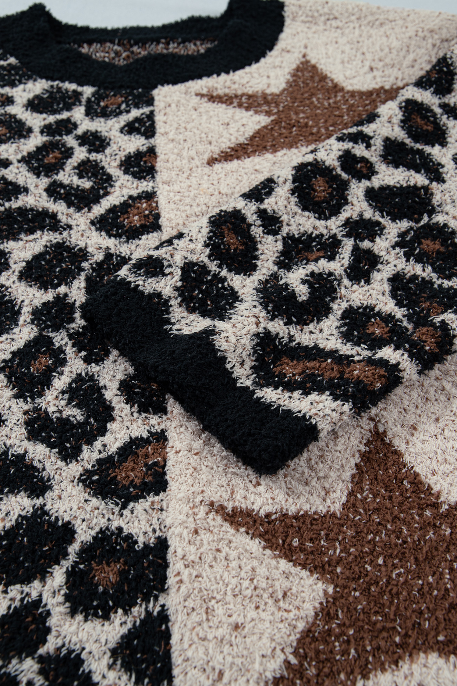 Trendy Leopard Star Pullover, Animal Print Women's Fall - Detail View 11
