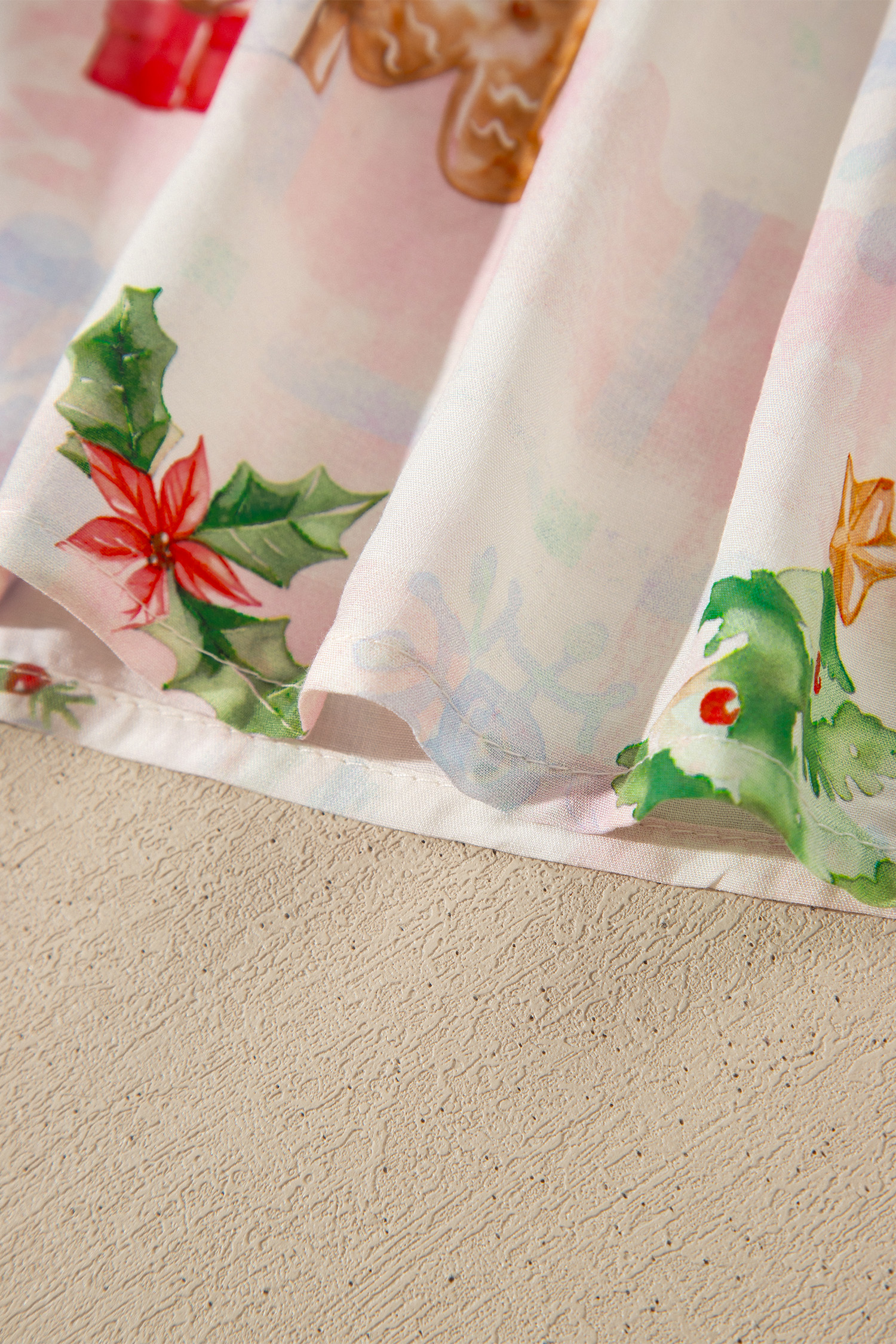 Women's Christmas Pajama Set, Soft Viscose Lounge Set - Detail View 13